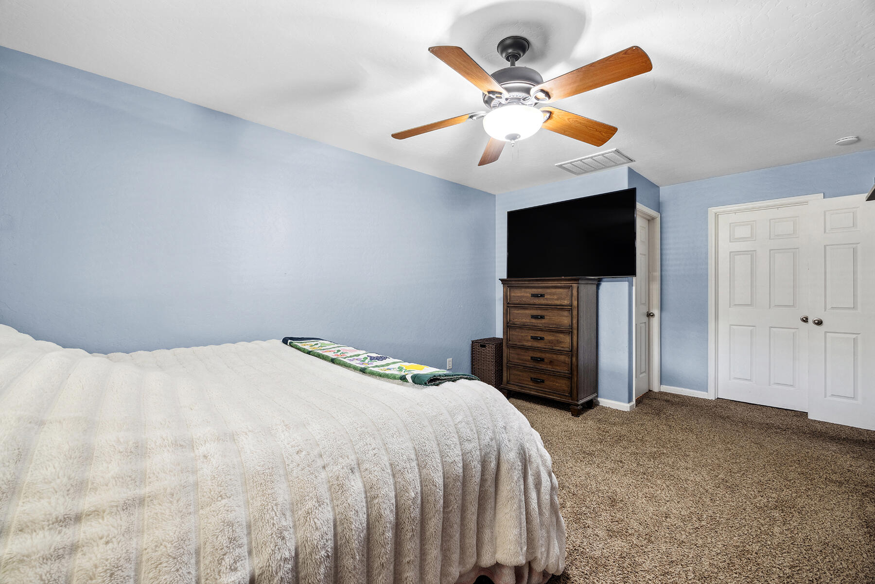 4237 E Murray Ave, Visalia, CA 93292