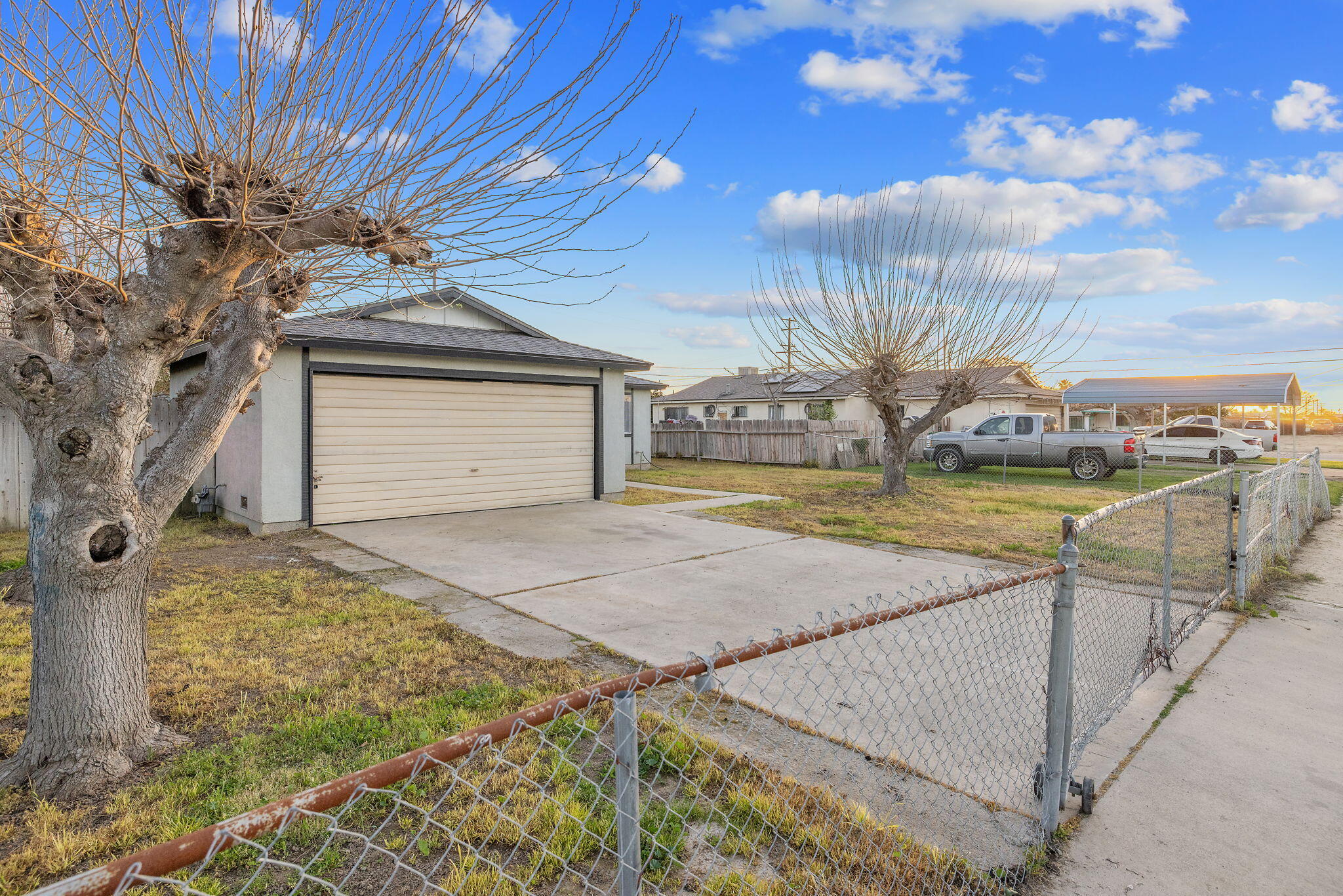 1399 Carla Ave, Pixley, CA 93256