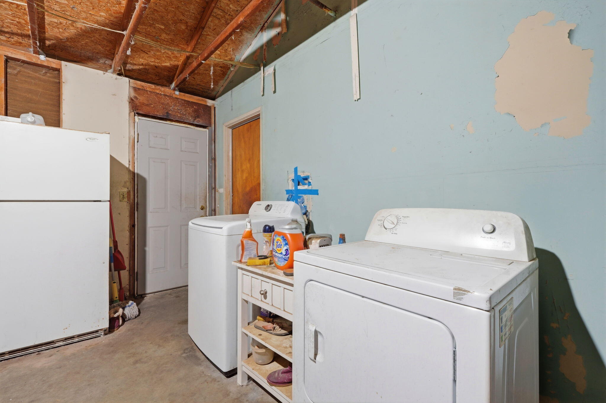 2611 Hanna Ave, Corcoran, CA 93212