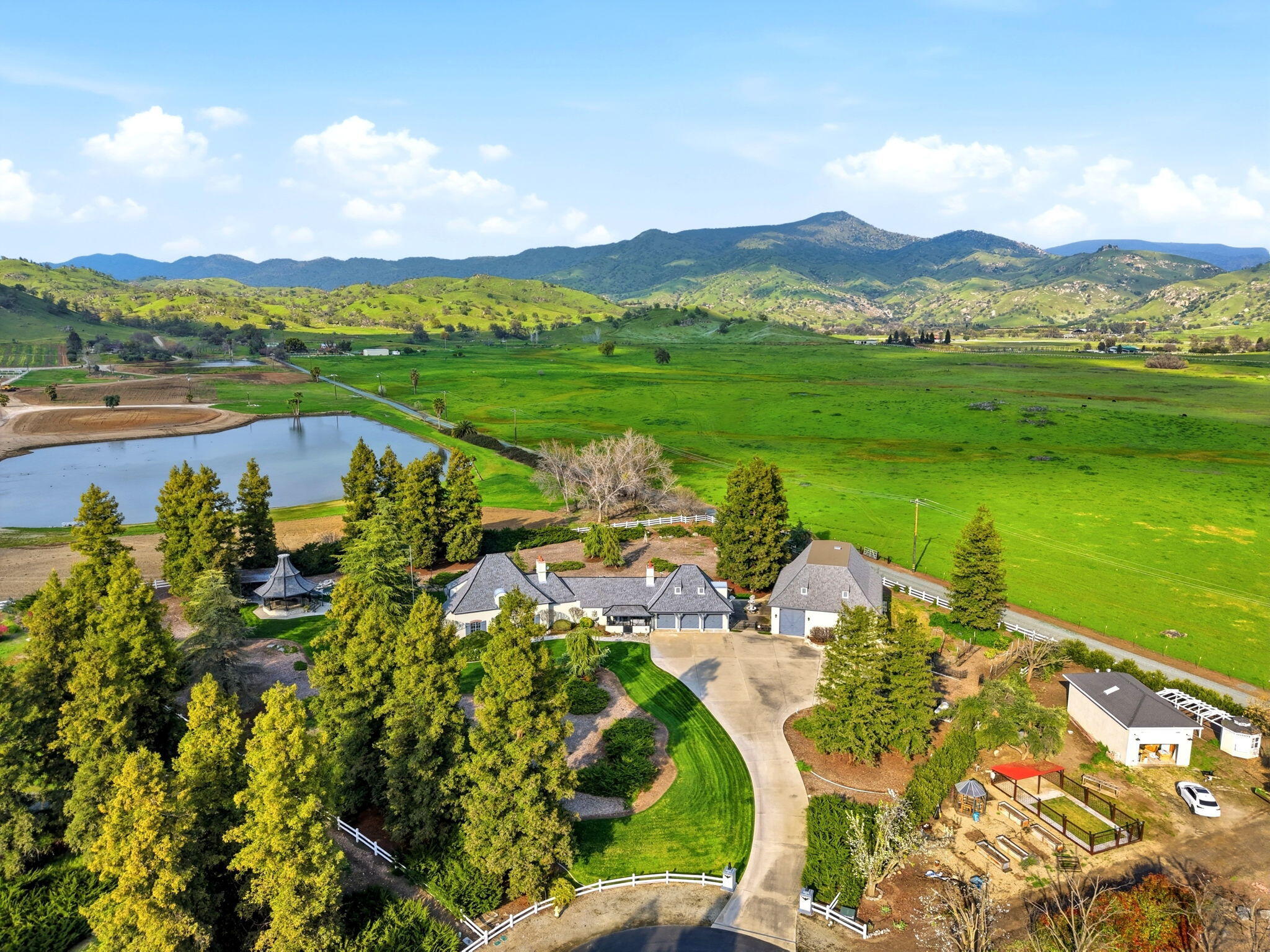 31311 Melanie Ct, Springville, CA 93265