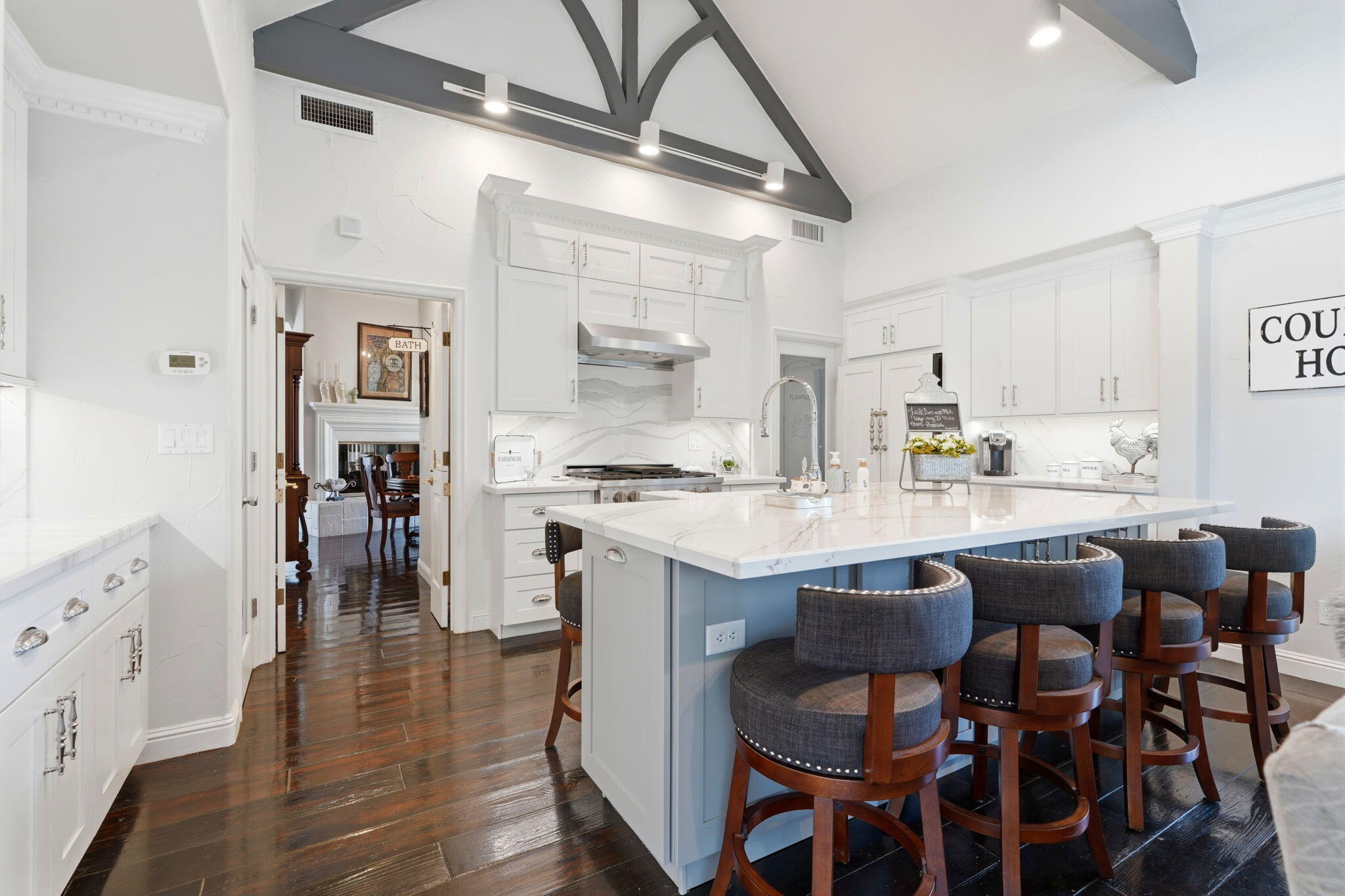 31311 Melanie Ct, Springville, CA 93265