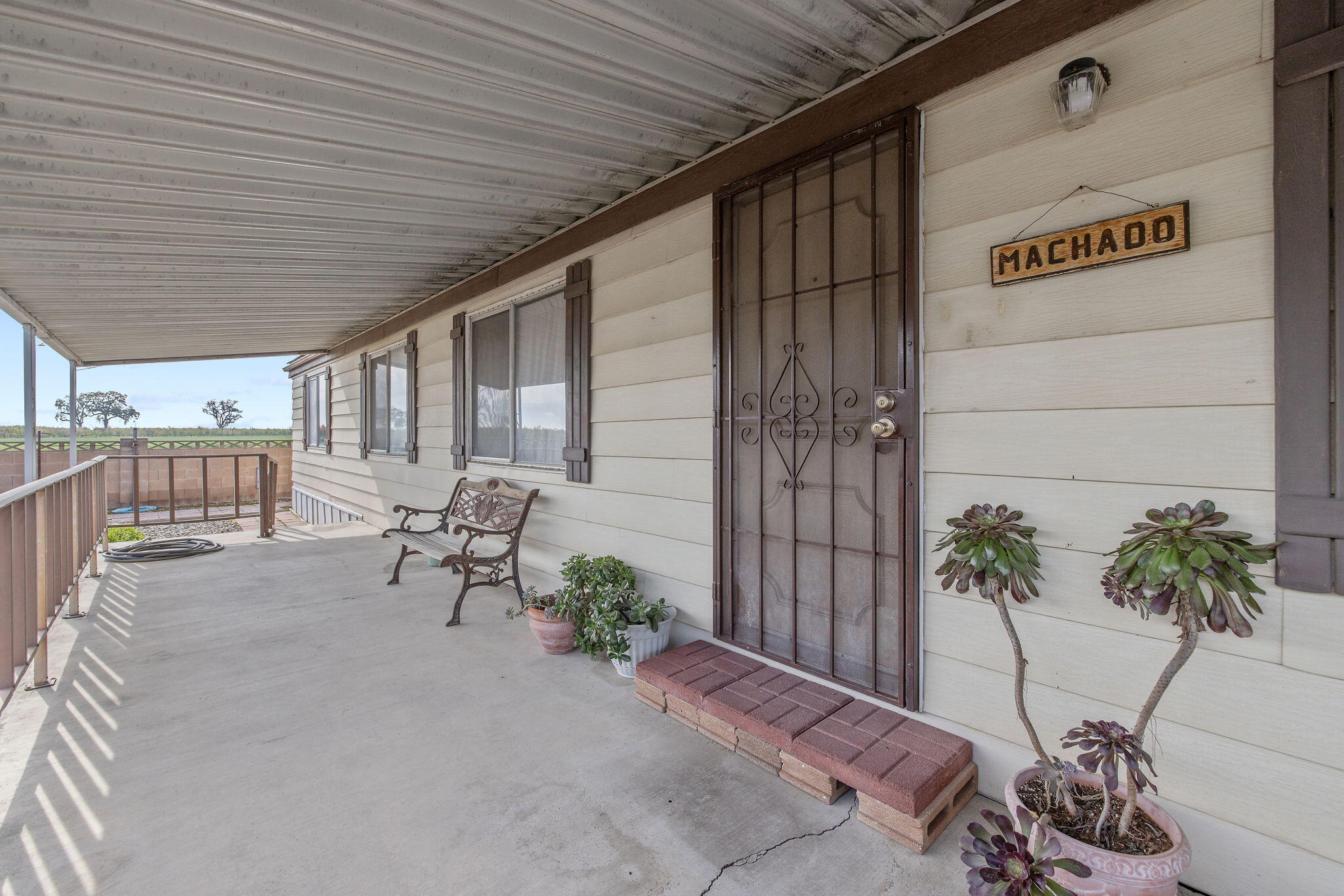 1401 E Paige Ave #34, Tulare, CA 93274