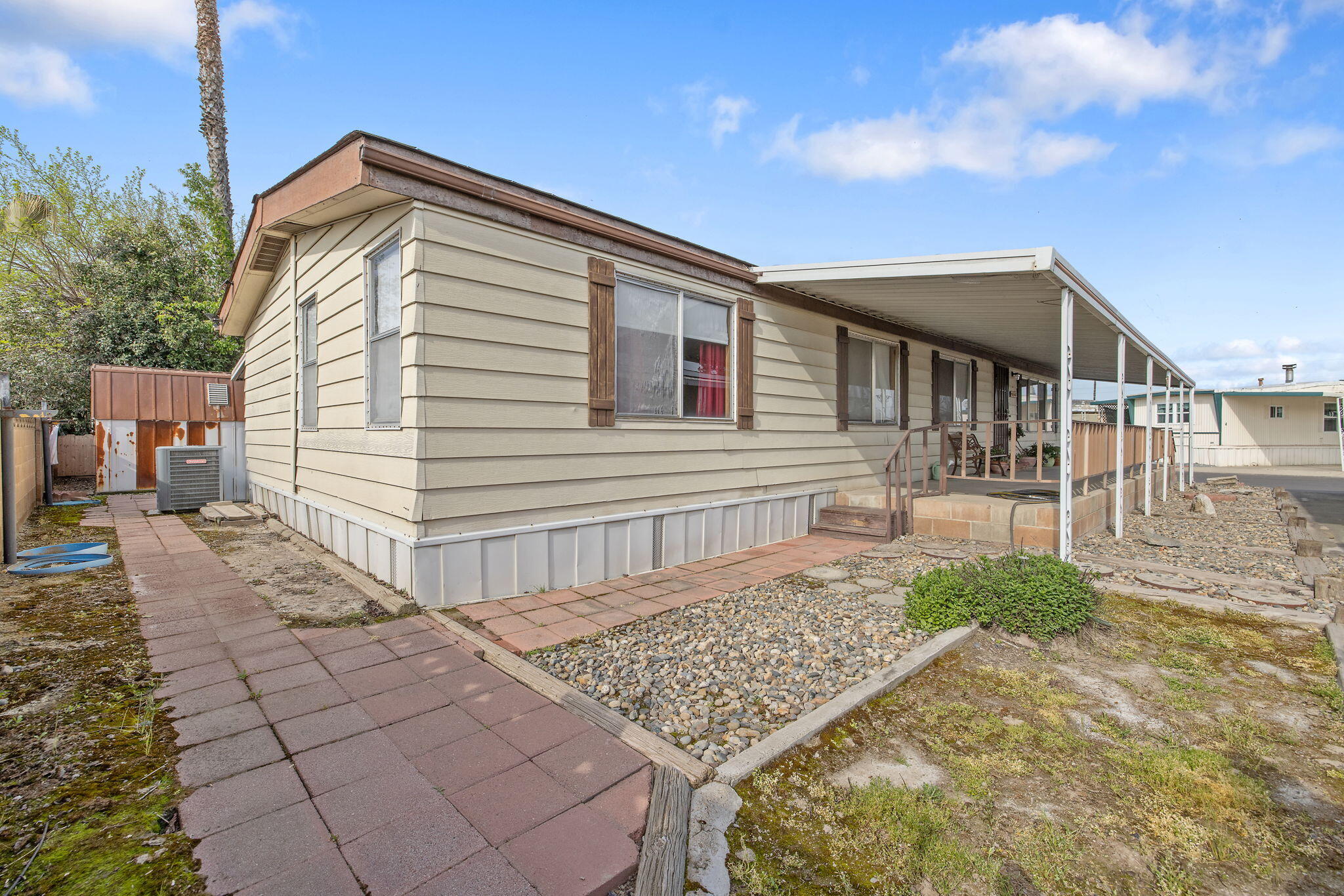 1401 E Paige Ave #34, Tulare, CA 93274