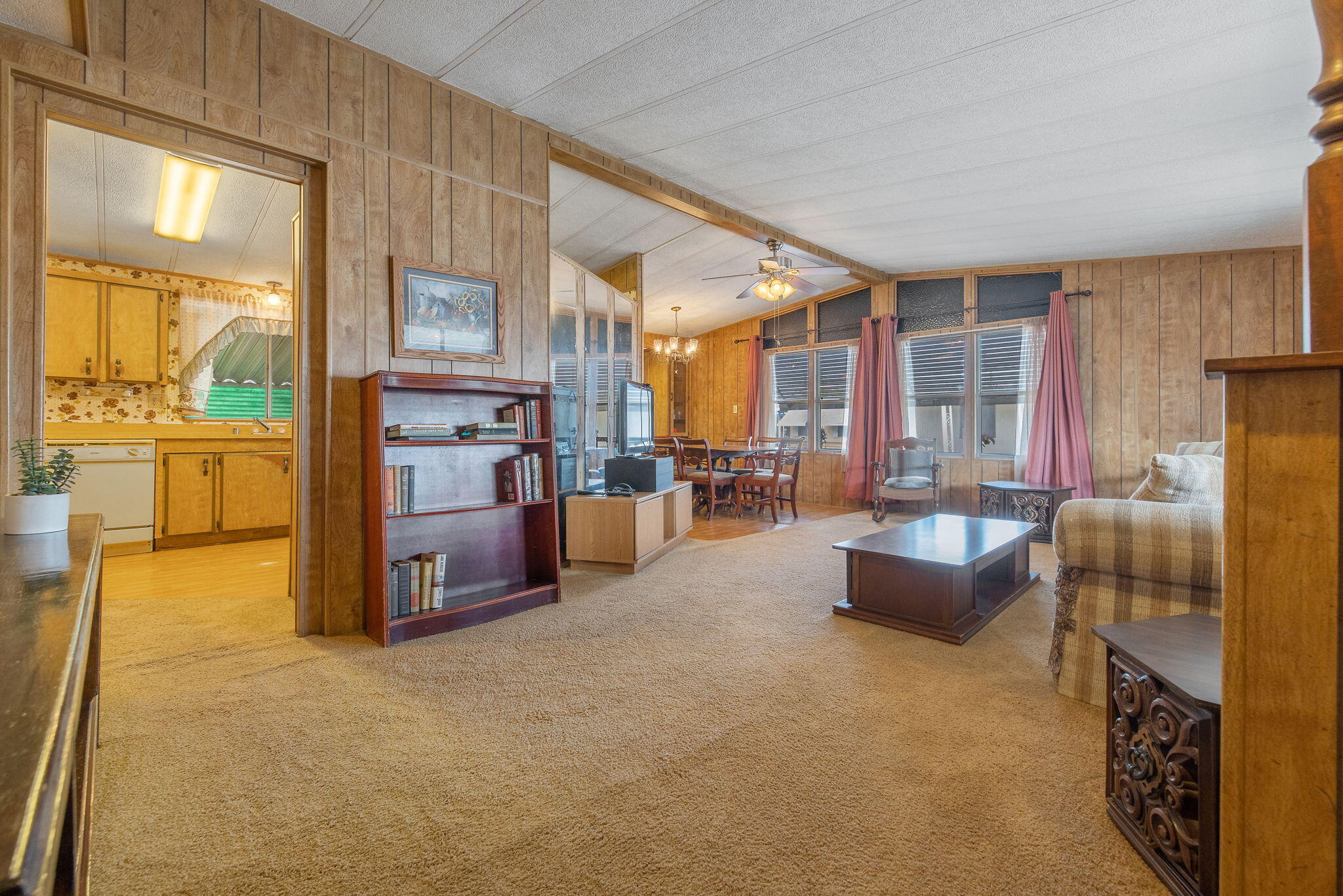 1401 E Paige Ave #34, Tulare, CA 93274