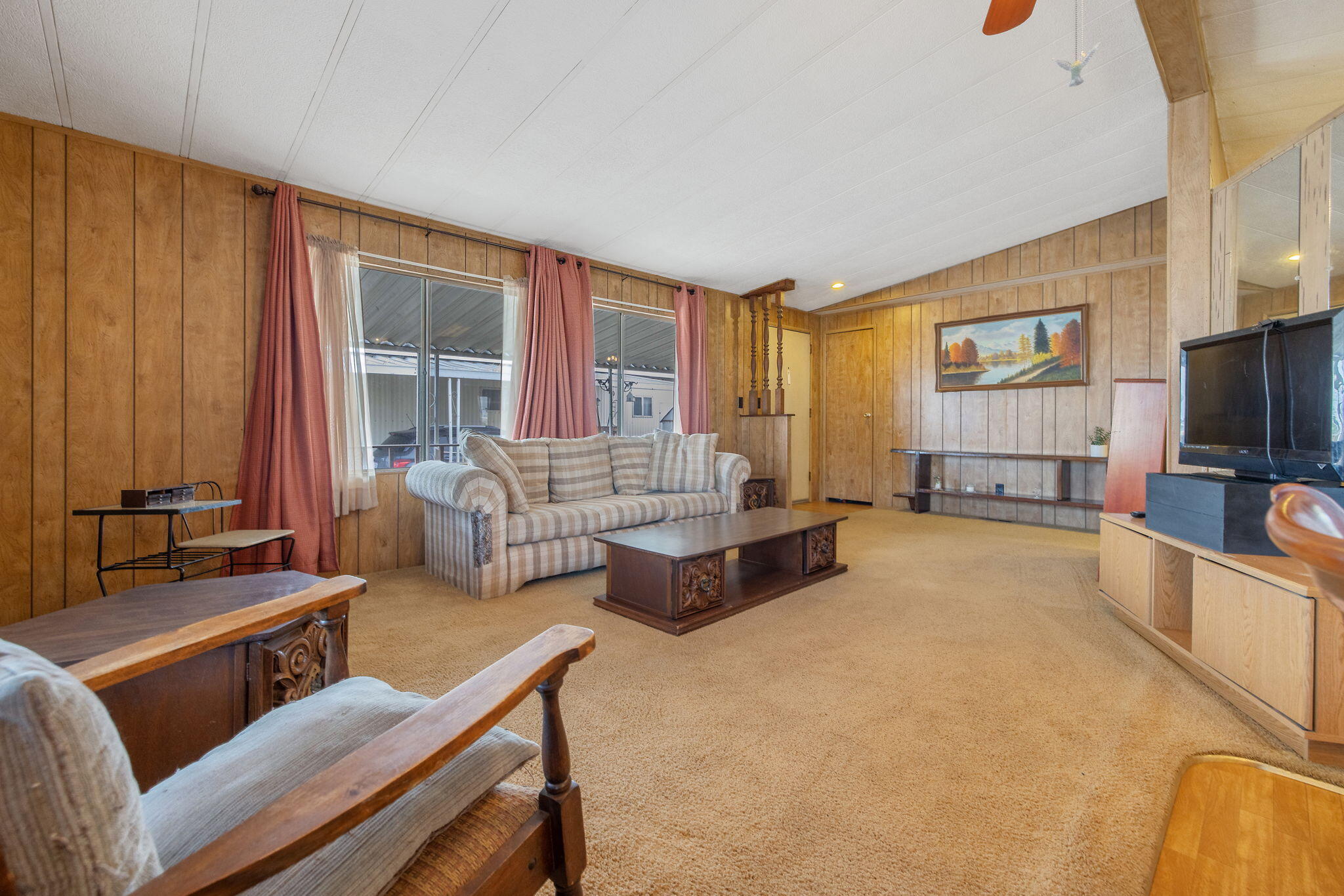 1401 E Paige Ave #34, Tulare, CA 93274