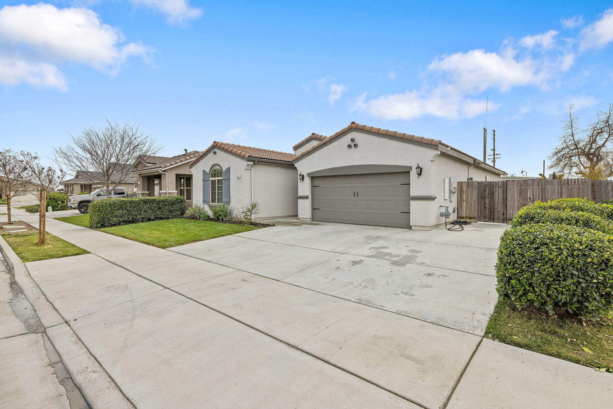 1821 E Arlen Ave, Visalia, CA 93292