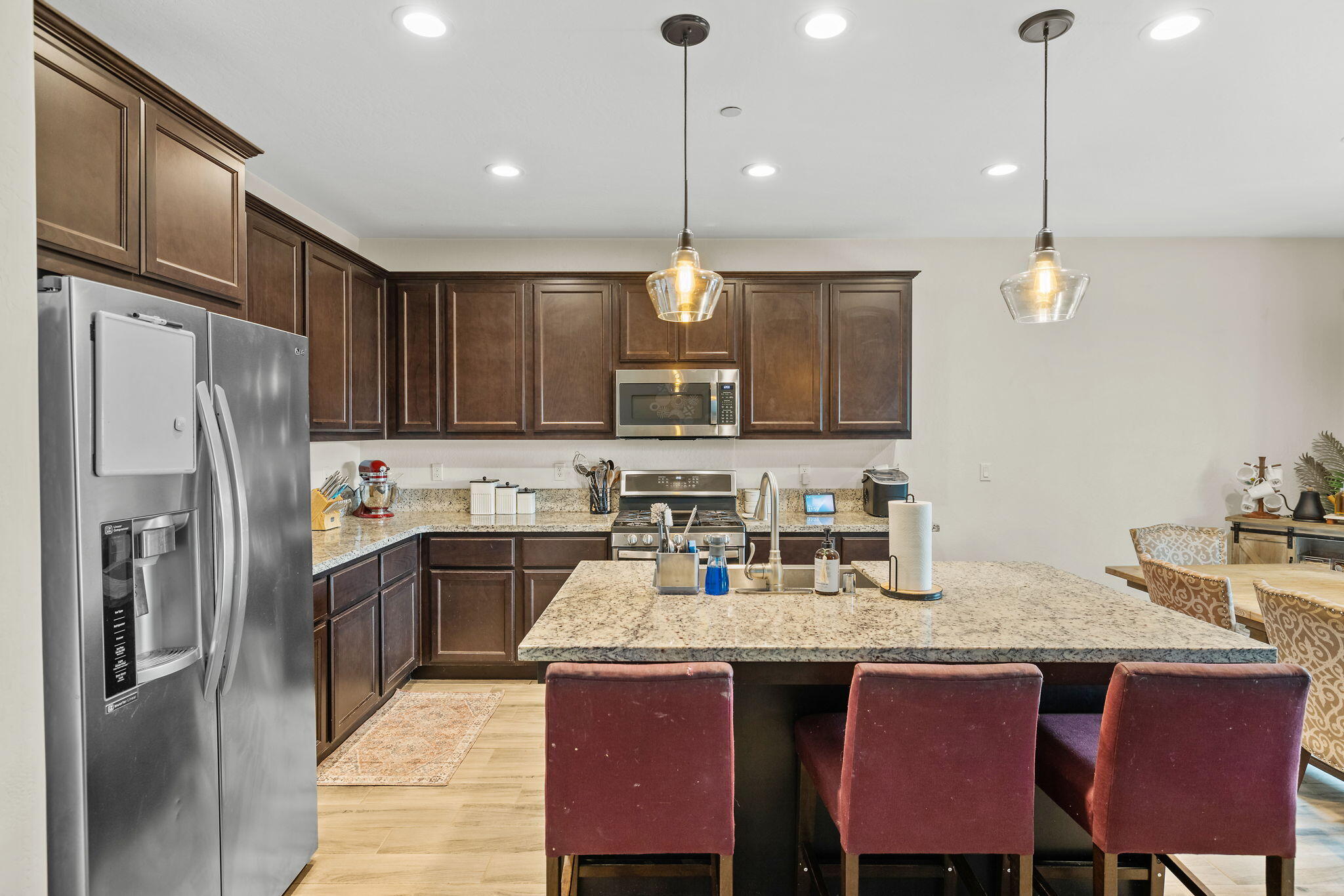 1821 E Arlen Ave, Visalia, CA 93292