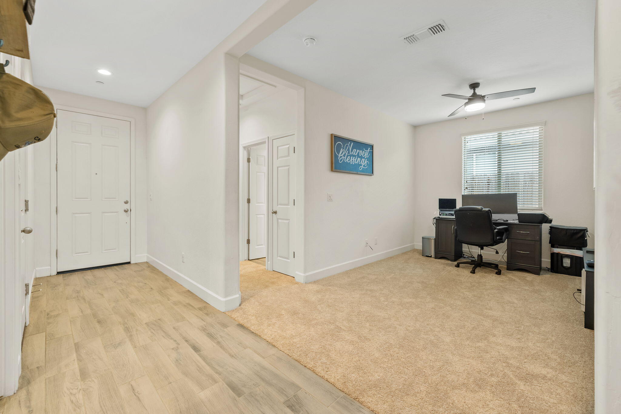 1821 E Arlen Ave, Visalia, CA 93292