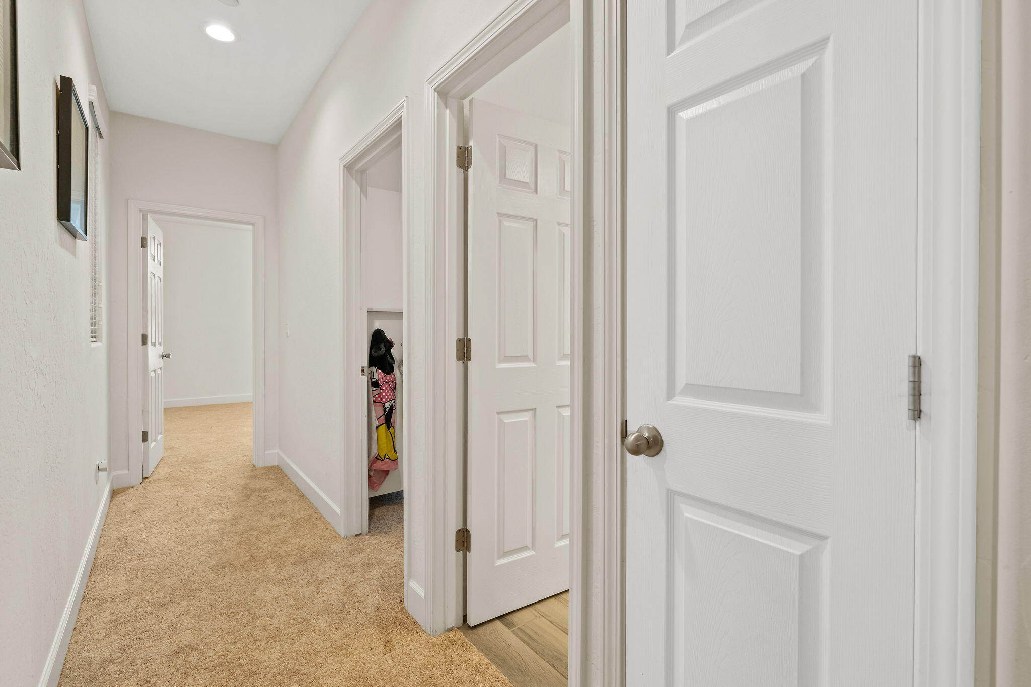 1821 E Arlen Ave, Visalia, CA 93292