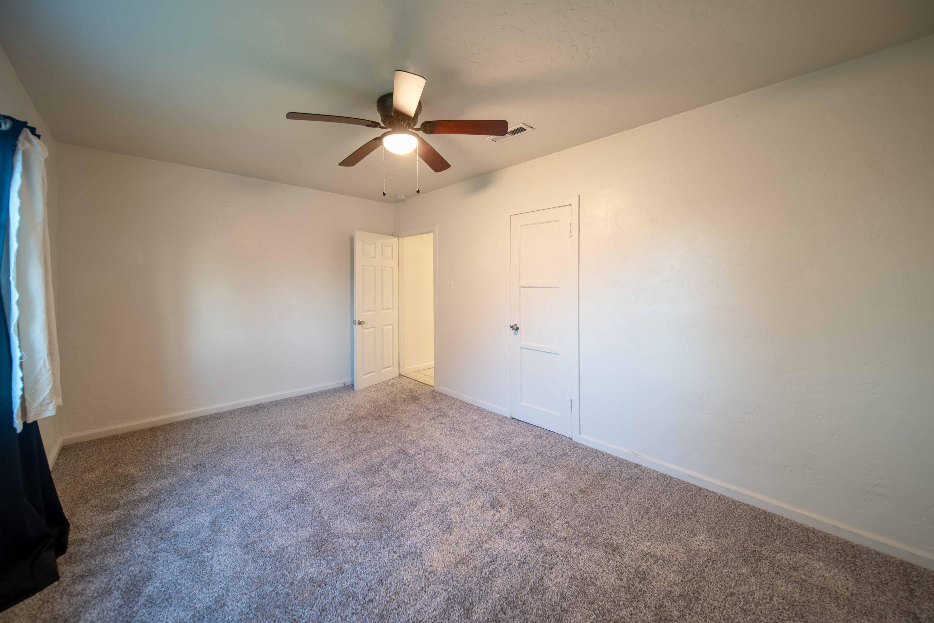 707 W Sonora Ave, Tulare, CA 93274