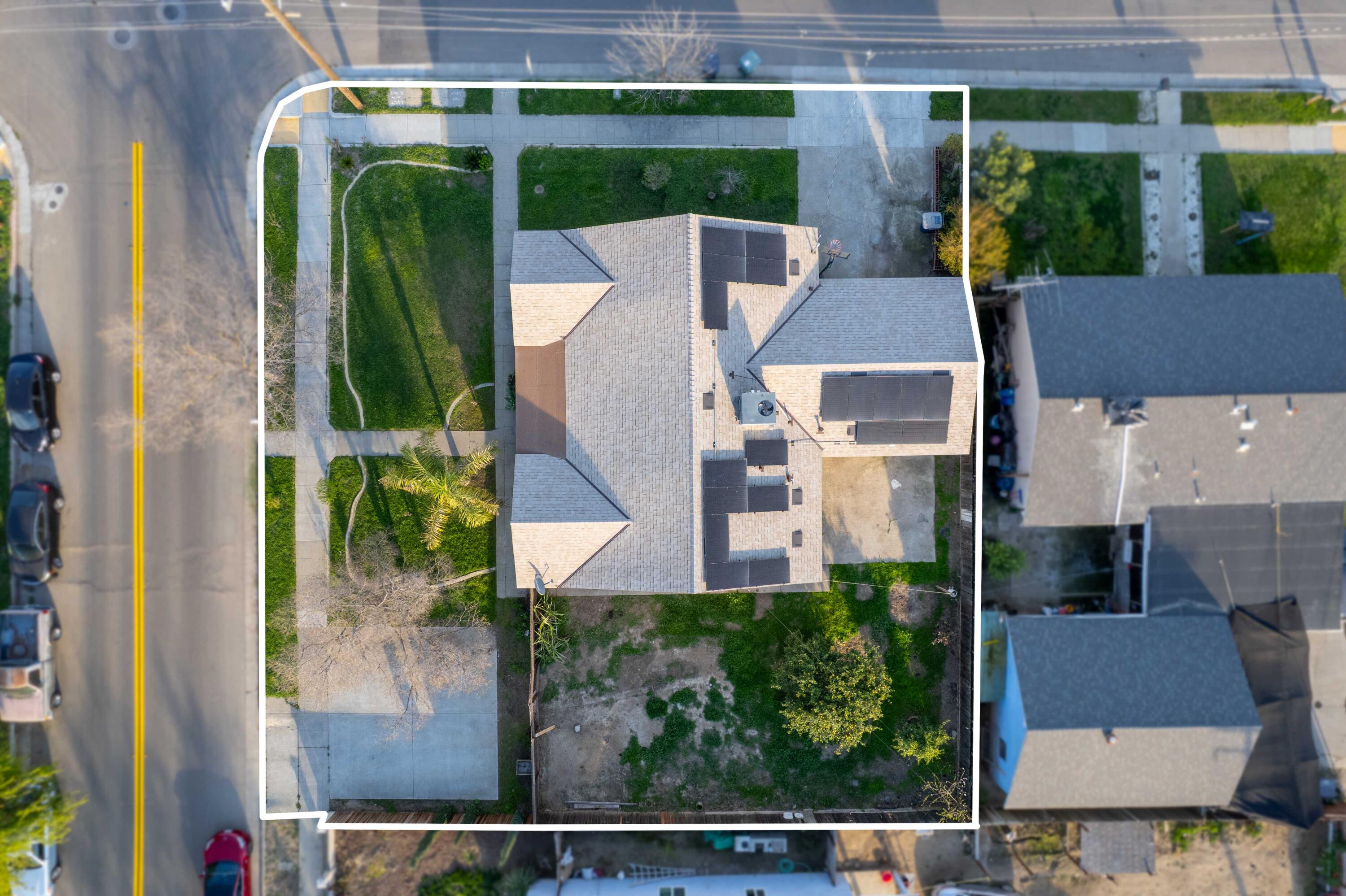 707 W Sonora Ave, Tulare, CA 93274