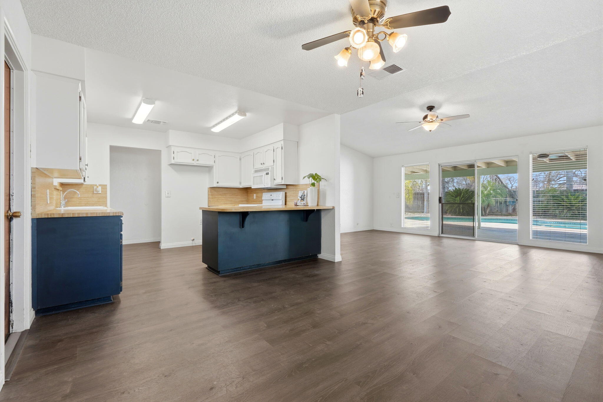 407 N Vista St, Visalia, CA 93292