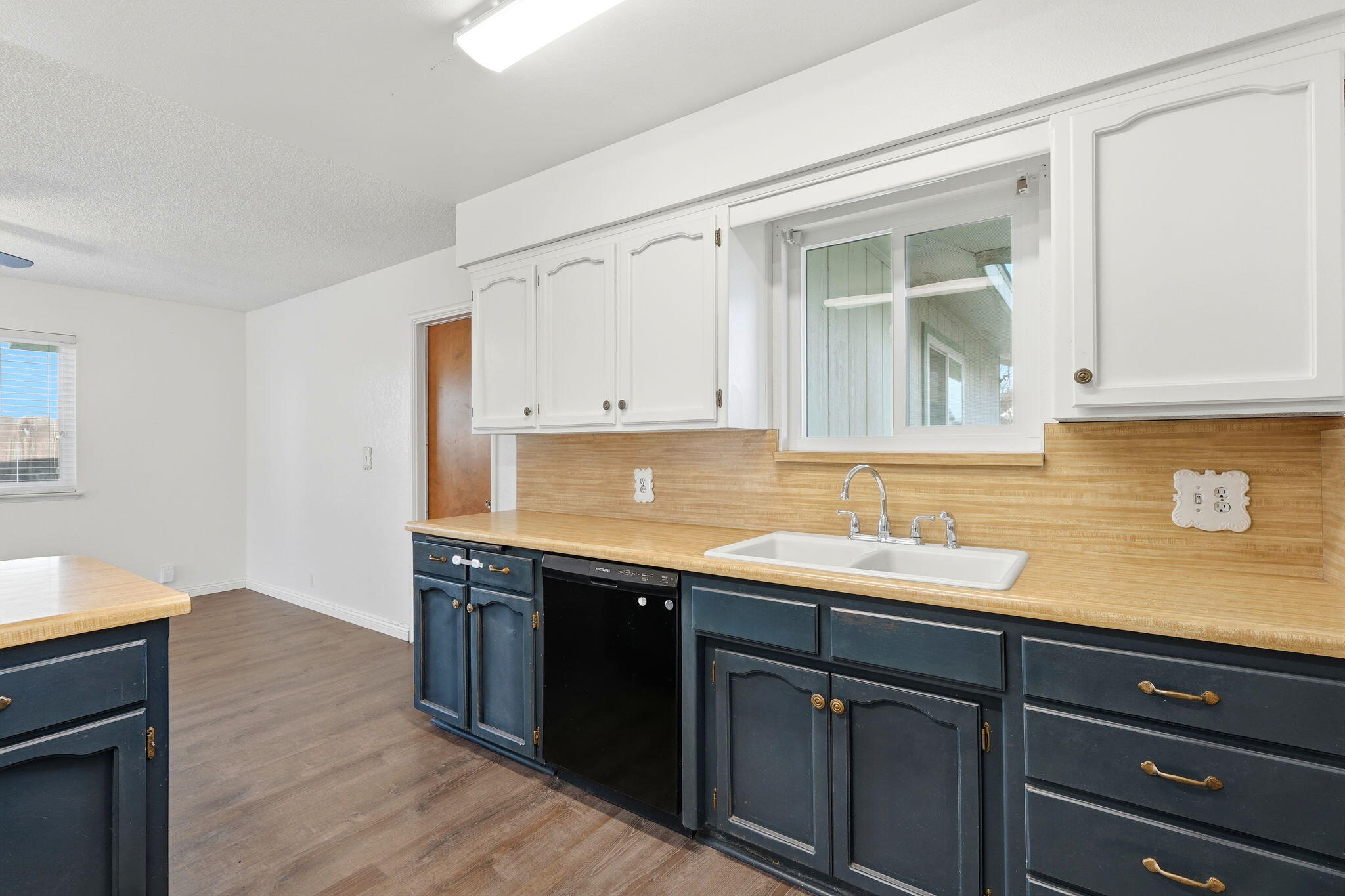 407 N Vista St, Visalia, CA 93292