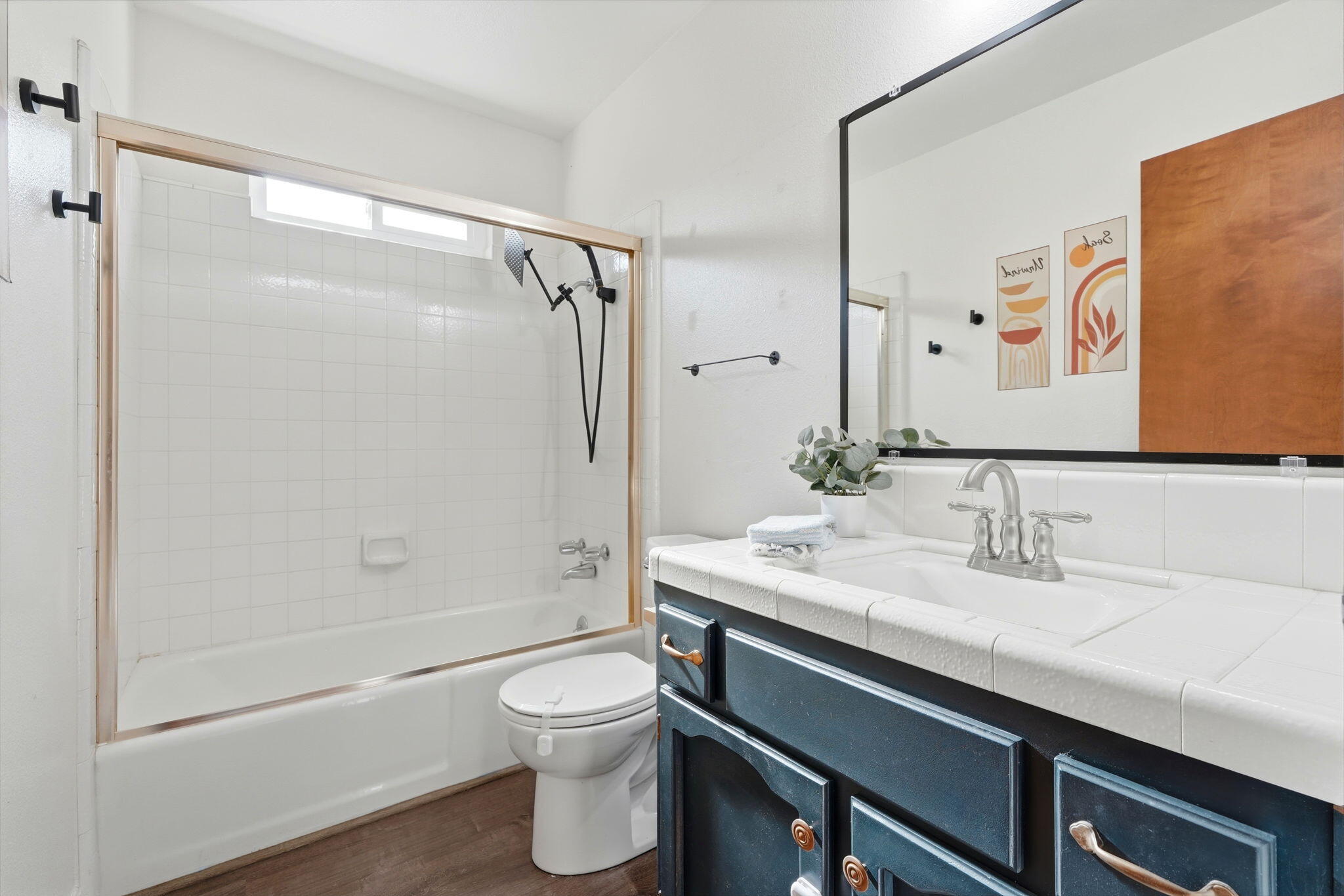 407 N Vista St, Visalia, CA 93292