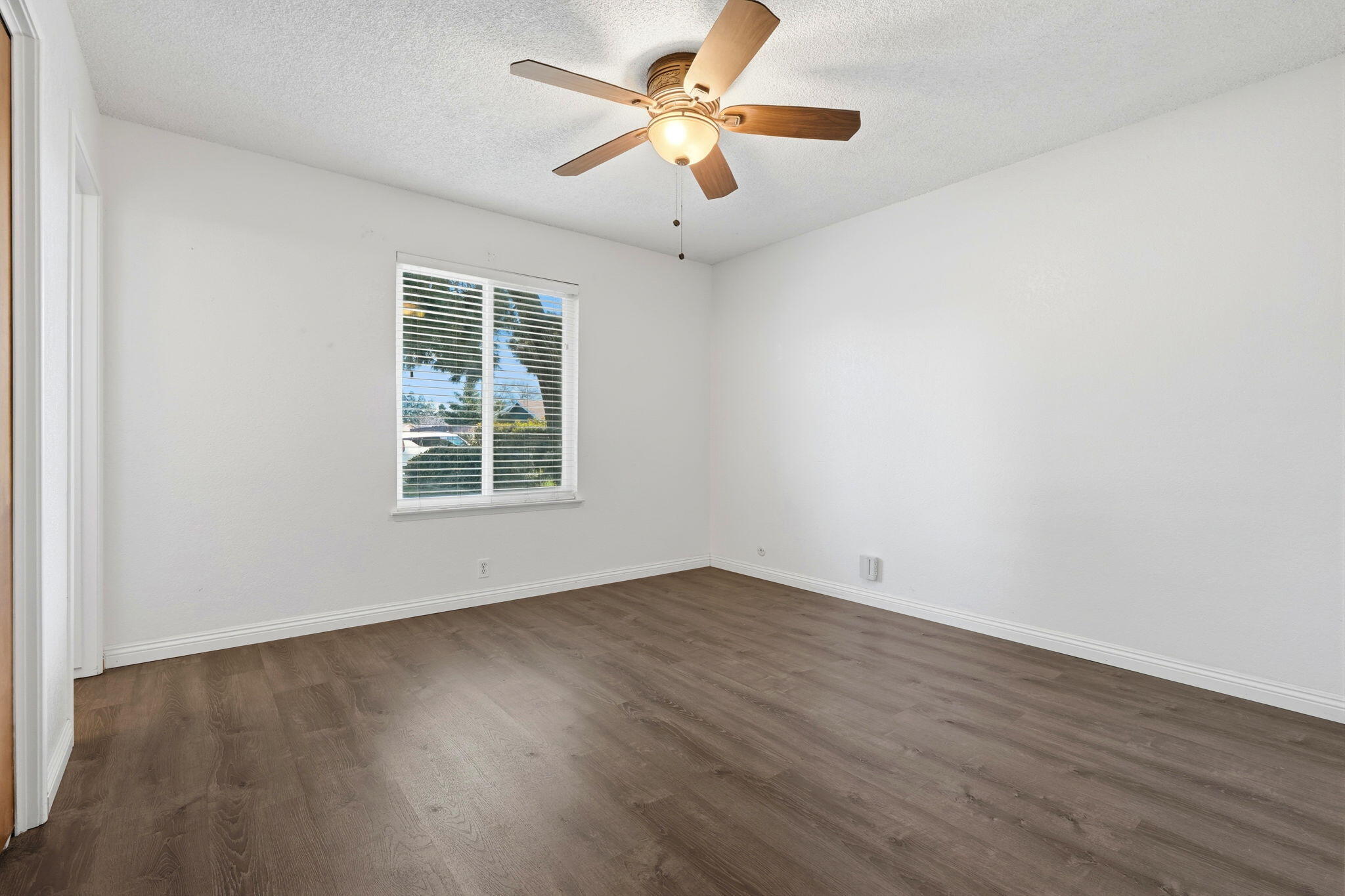 407 N Vista St, Visalia, CA 93292