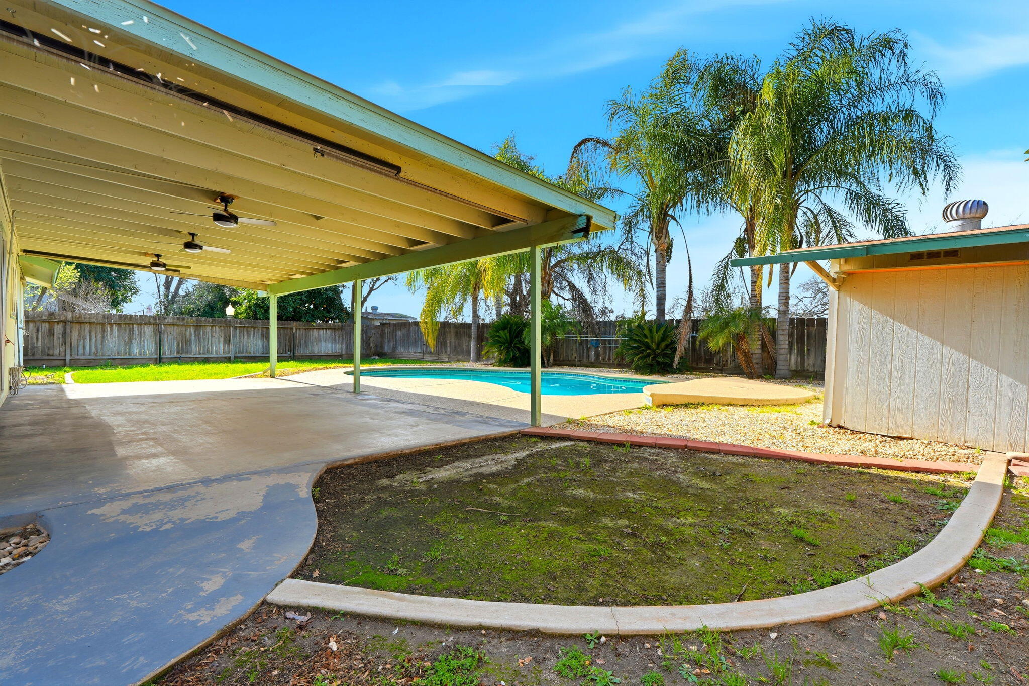 407 N Vista St, Visalia, CA 93292