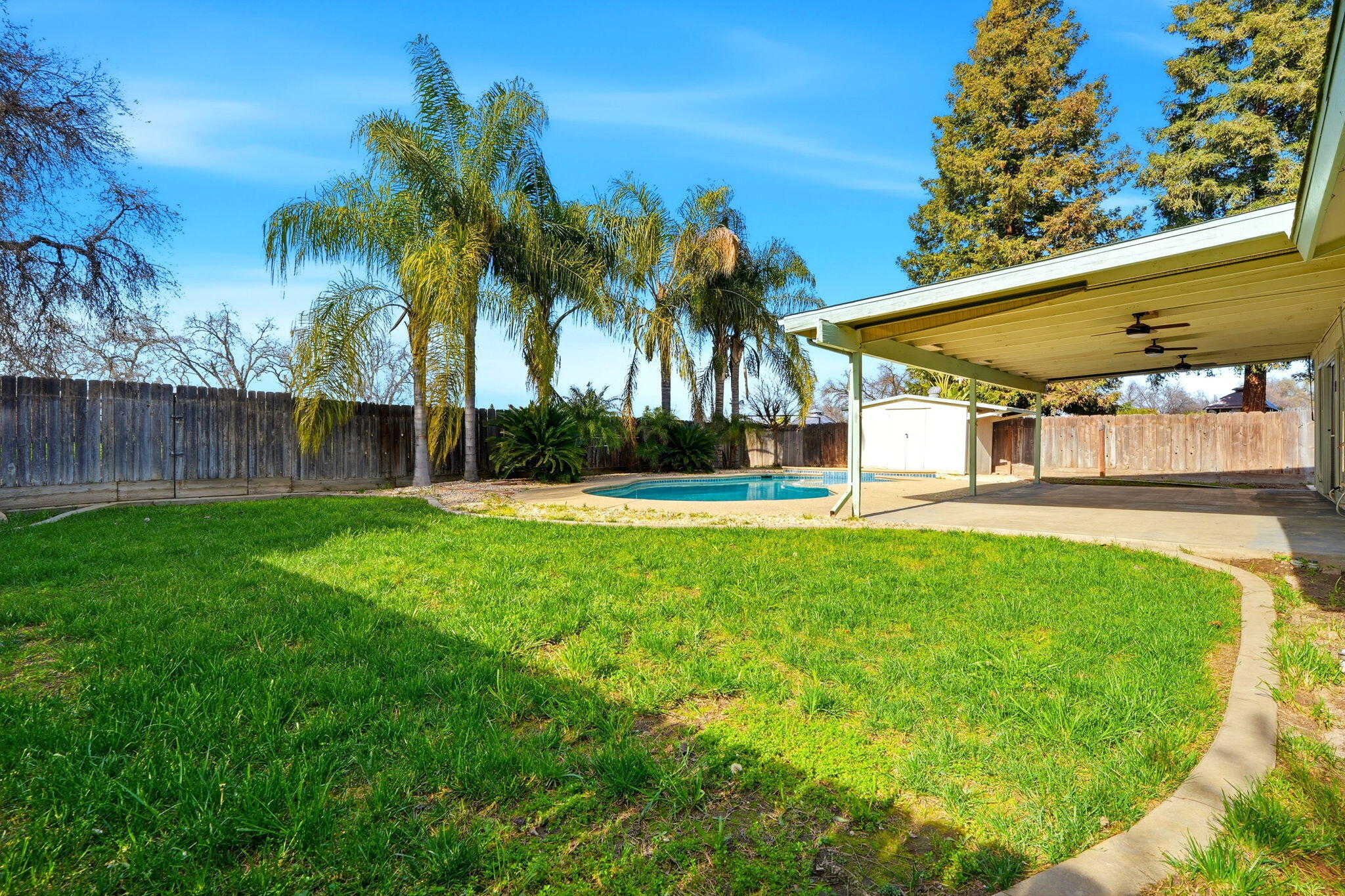 407 N Vista St, Visalia, CA 93292