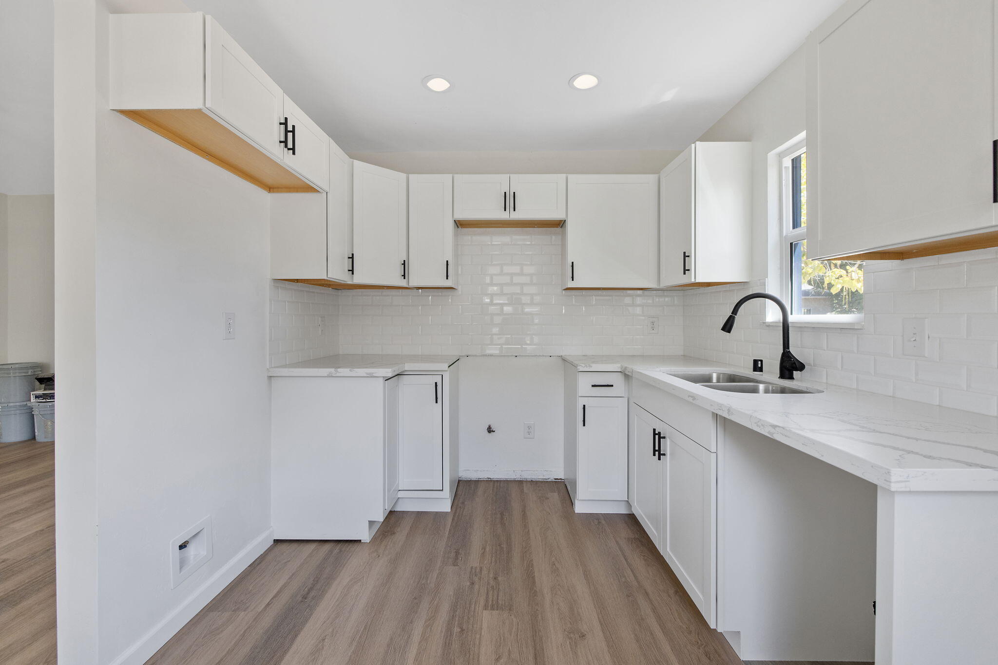 2261 S Nicholas Ave, Fresno, CA 93706