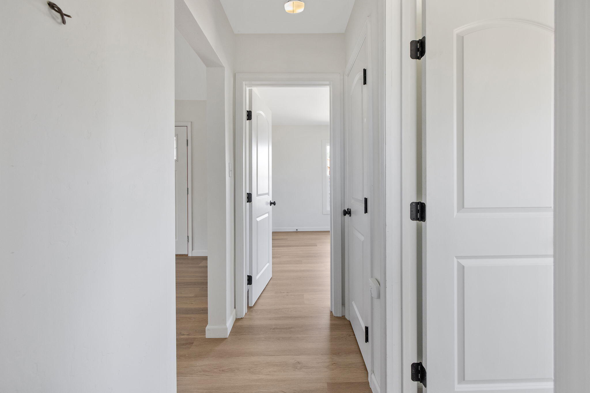 2261 S Nicholas Ave, Fresno, CA 93706