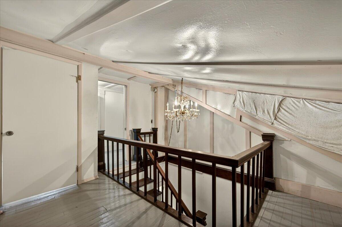 435 N Alta Ave, Dinuba, CA 93618