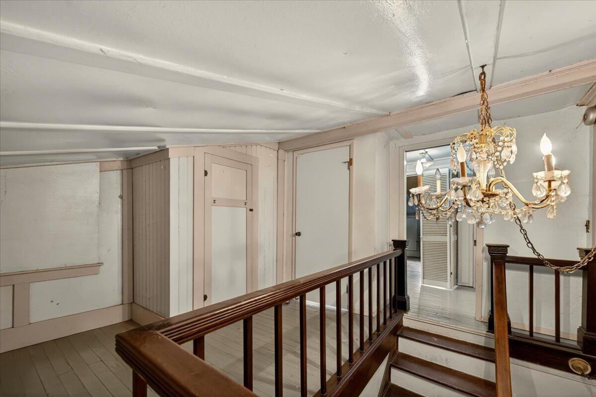 435 N Alta Ave, Dinuba, CA 93618