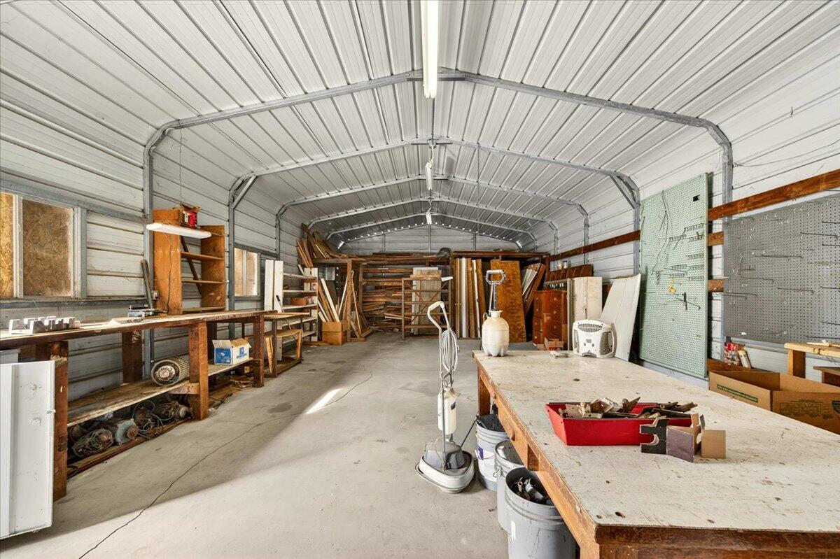 435 N Alta Ave, Dinuba, CA 93618