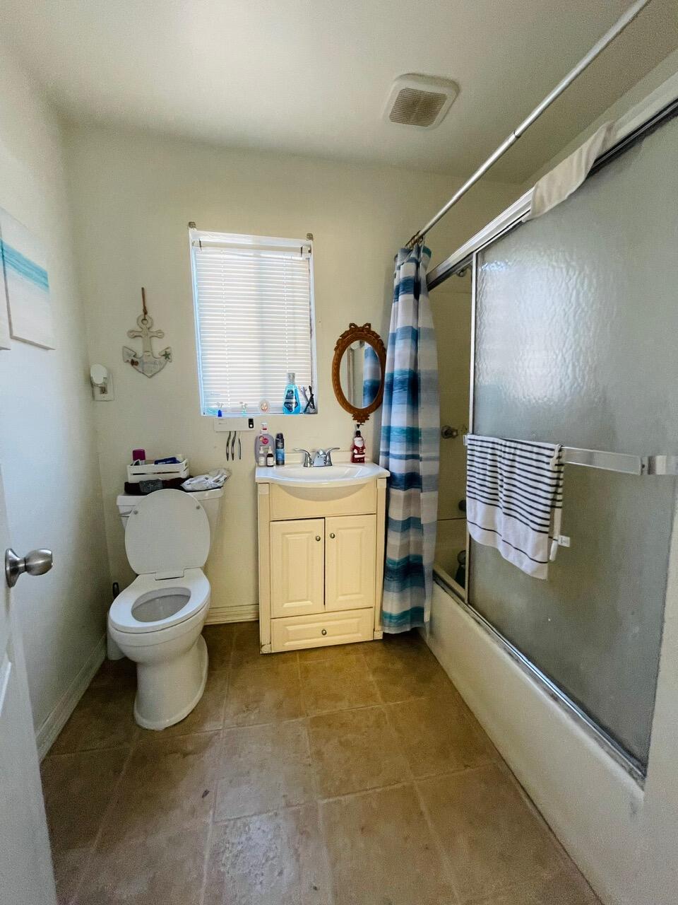 346 N Mirage Ave, Lindsay, CA 93247