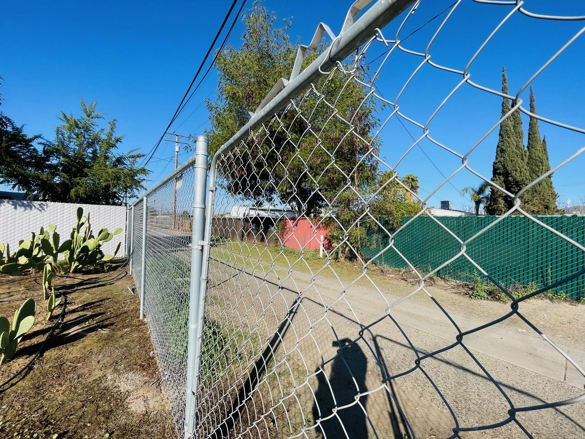 346 N Mirage Ave, Lindsay, CA 93247