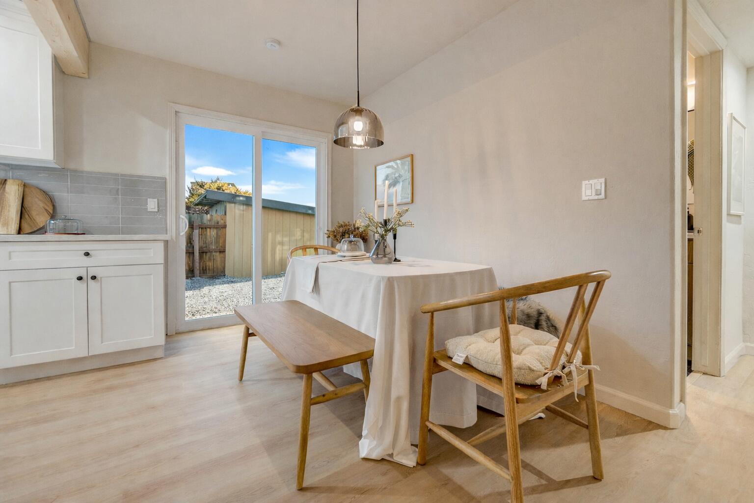 24433 Summit Dr, Lemon Cove, CA 93244