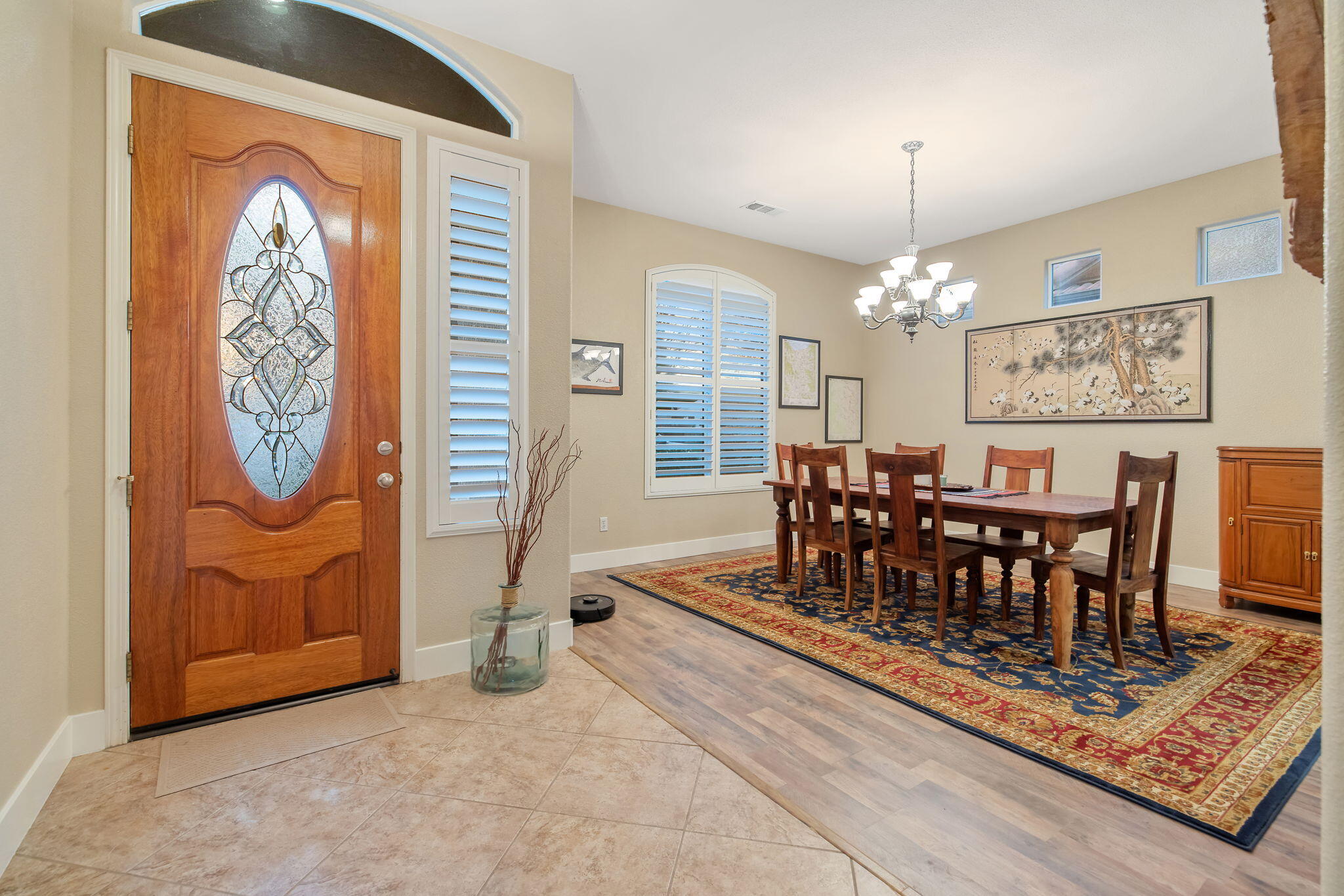 2316 N Carson Ct, Visalia, CA 93291