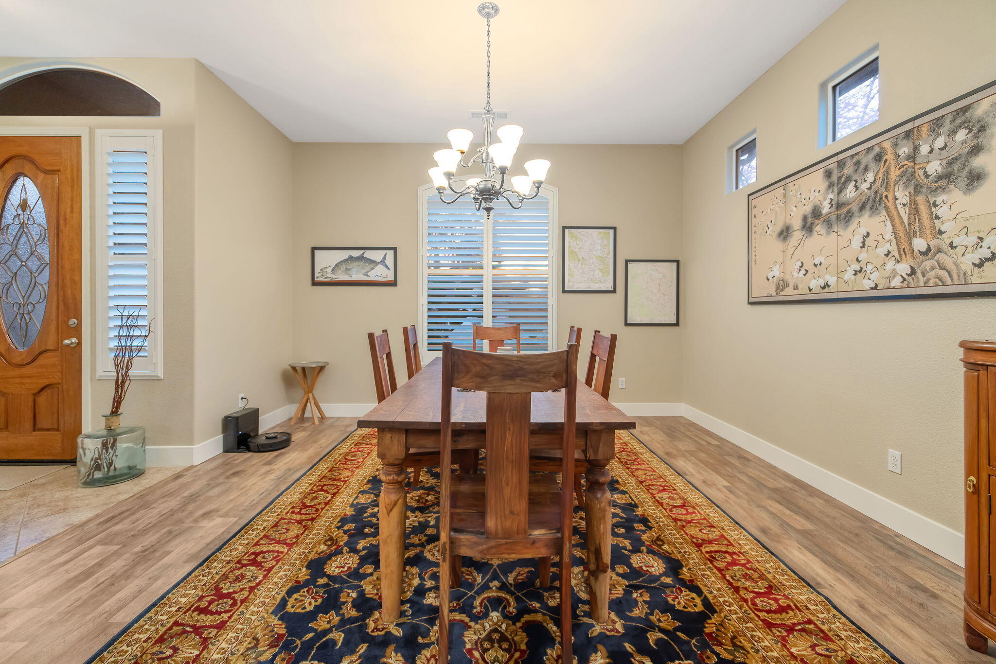 2316 N Carson Ct, Visalia, CA 93291