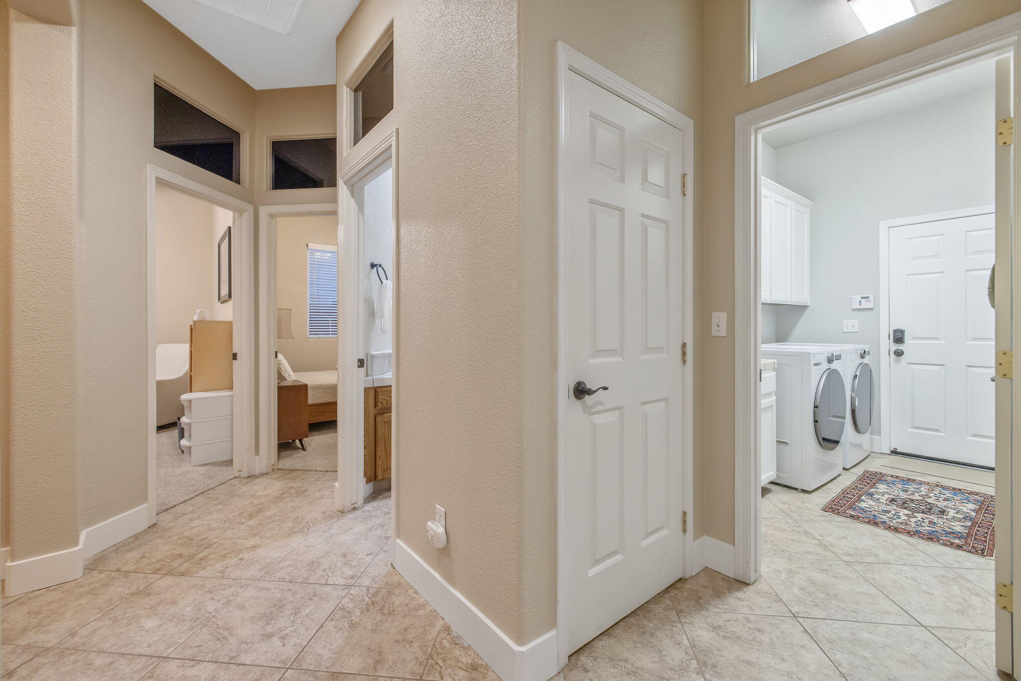 2316 N Carson Ct, Visalia, CA 93291