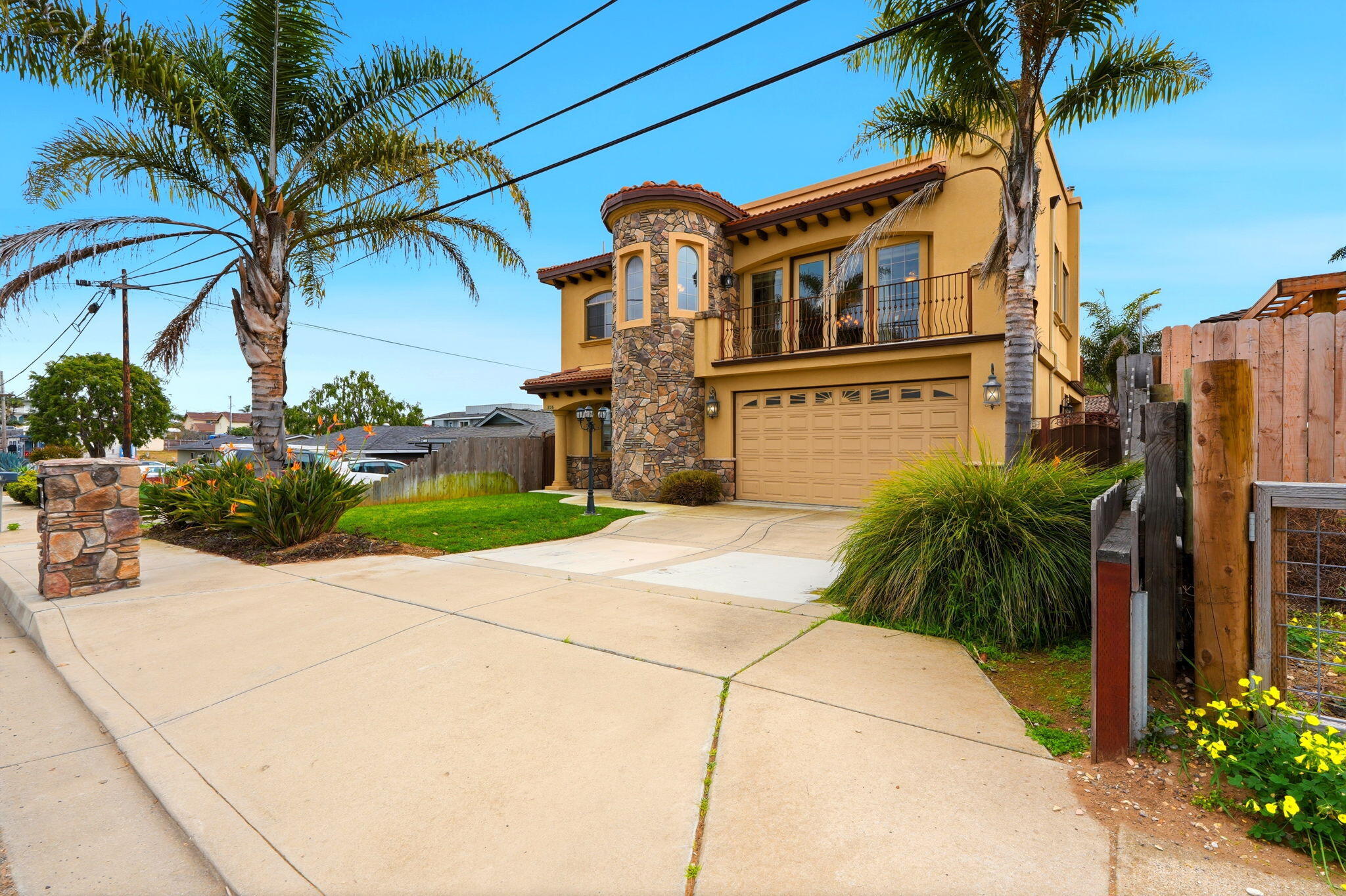 336 Brighton Ave, Grover Beach, CA 93433