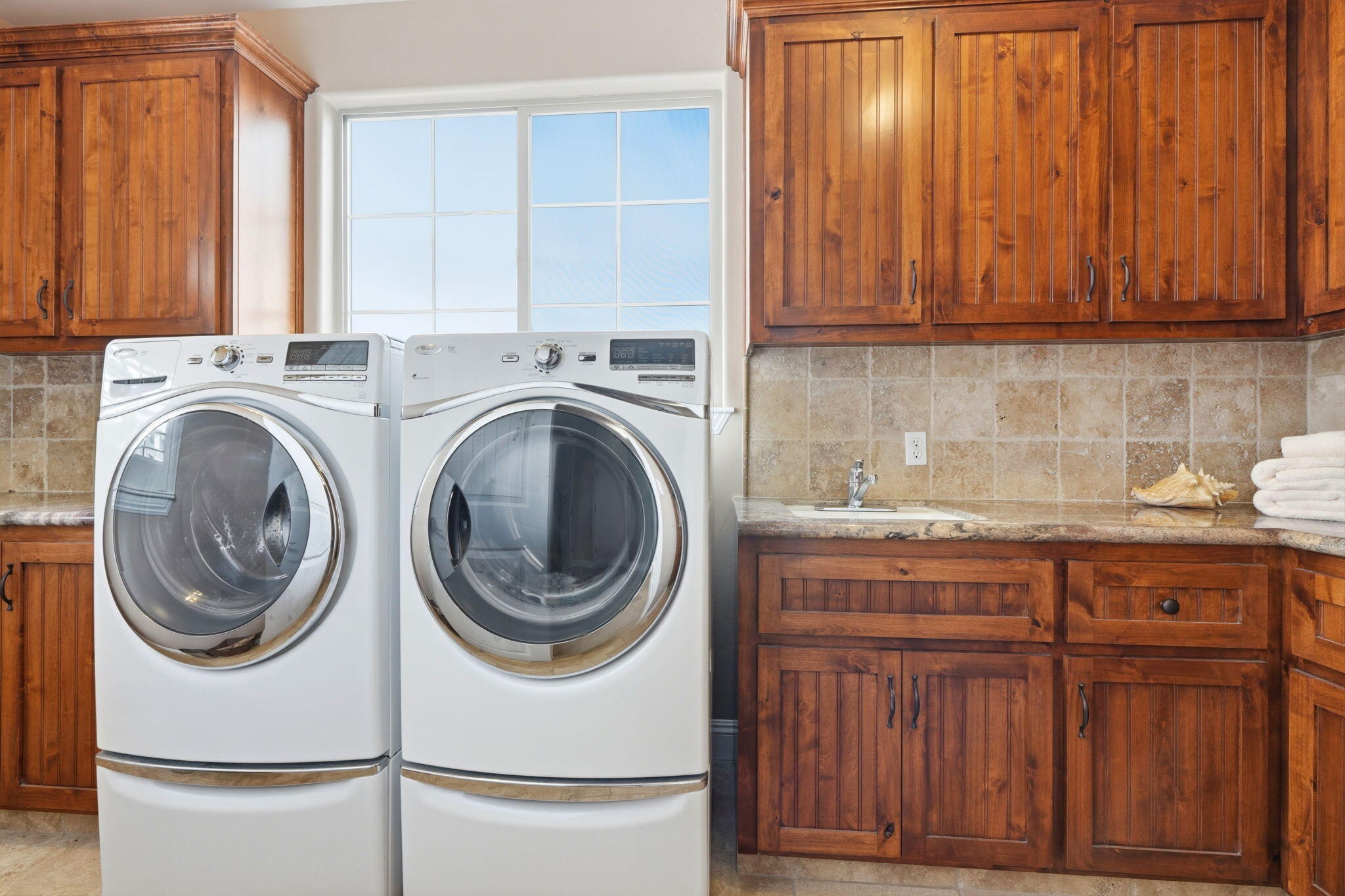 336 Brighton Ave, Grover Beach, CA 93433