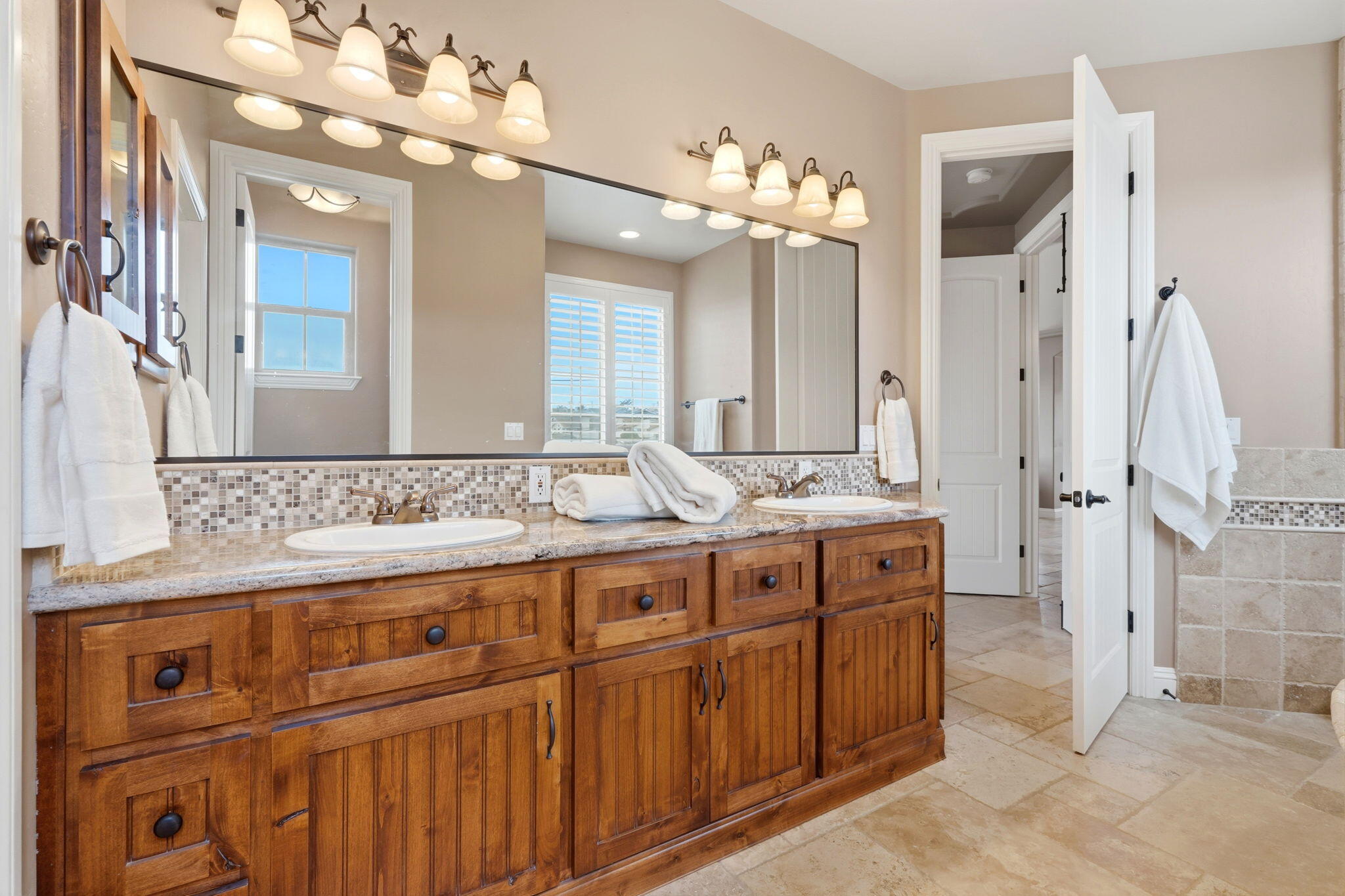 336 Brighton Ave, Grover Beach, CA 93433