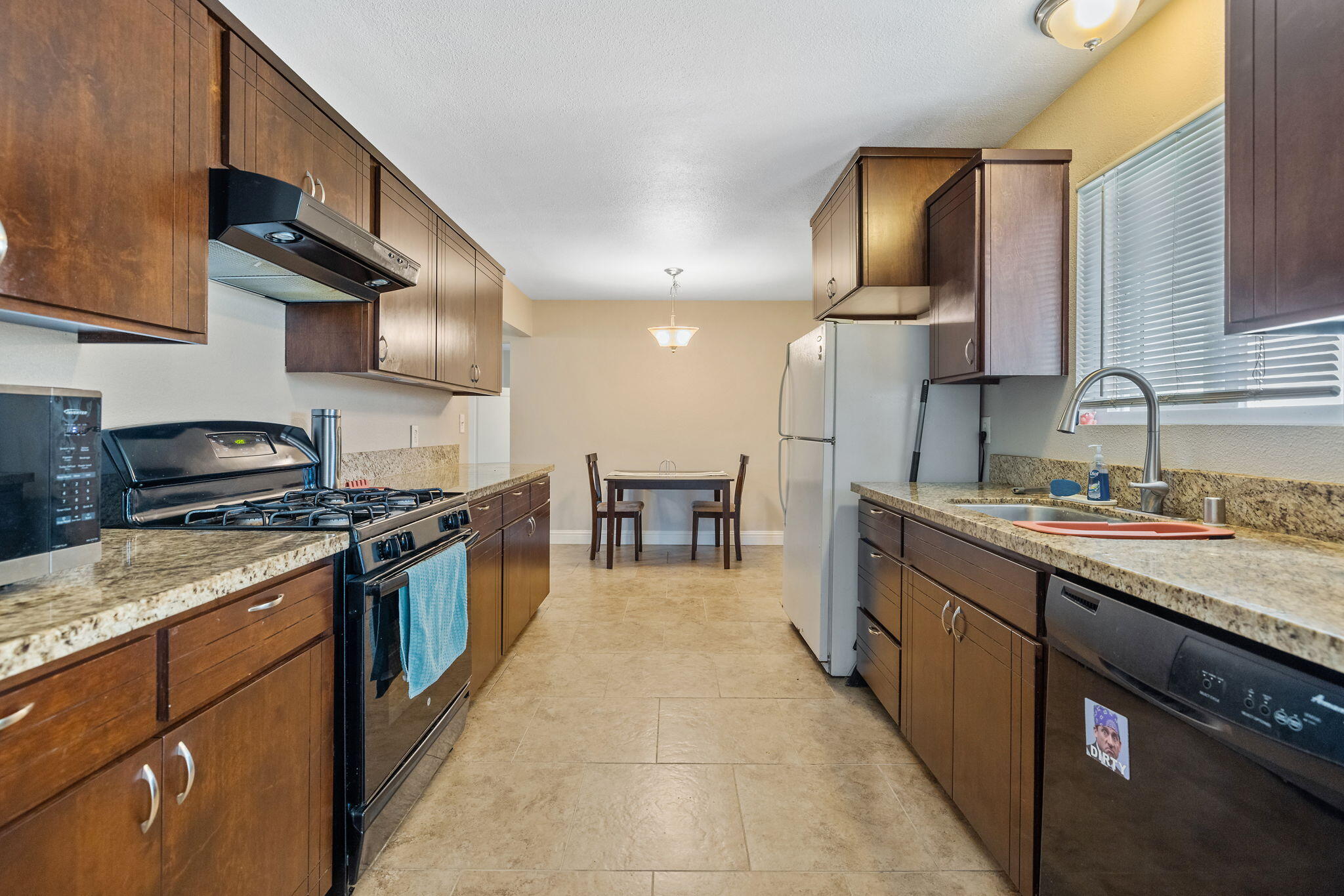 3814 W Judy Ave, Visalia, CA 93277