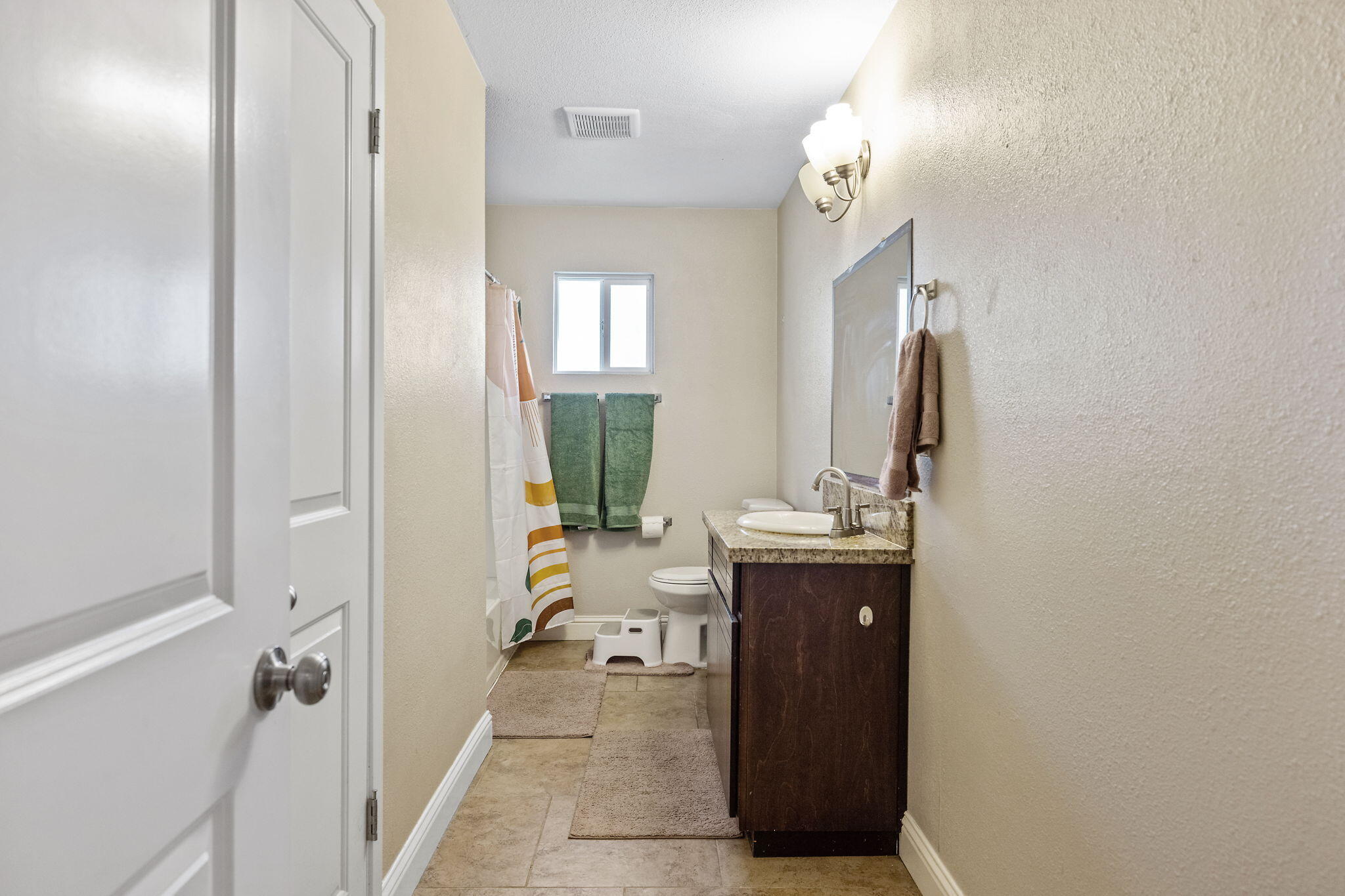 3814 W Judy Ave, Visalia, CA 93277