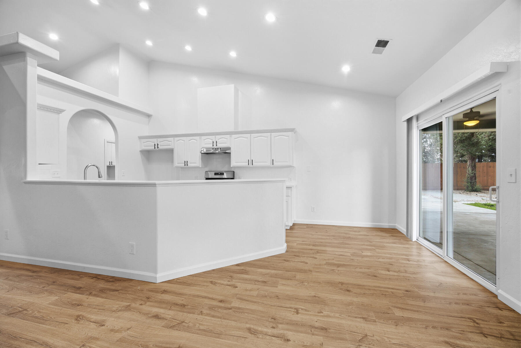 467 Atwood Ave, Exeter, CA 93221