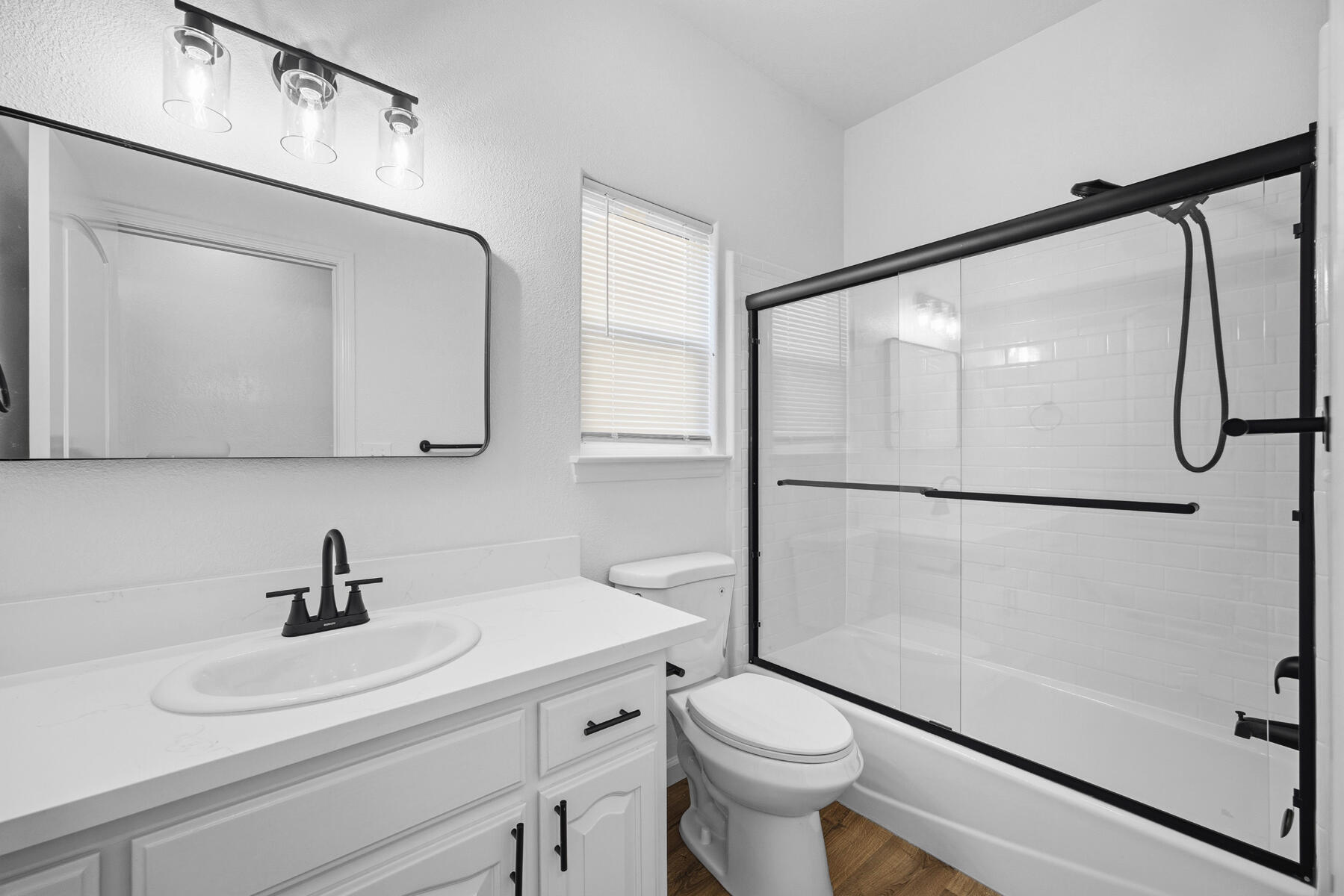 467 Atwood Ave, Exeter, CA 93221