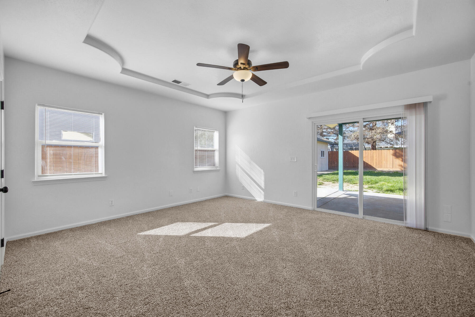 467 Atwood Ave, Exeter, CA 93221