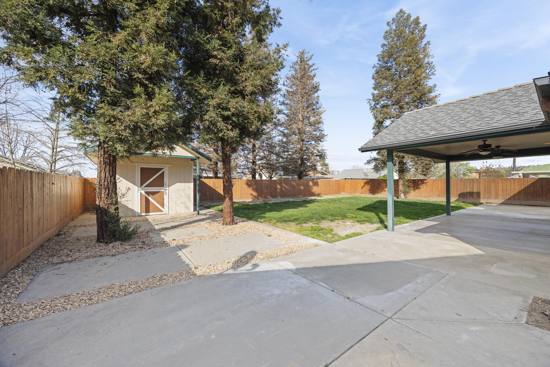467 Atwood Ave, Exeter, CA 93221
