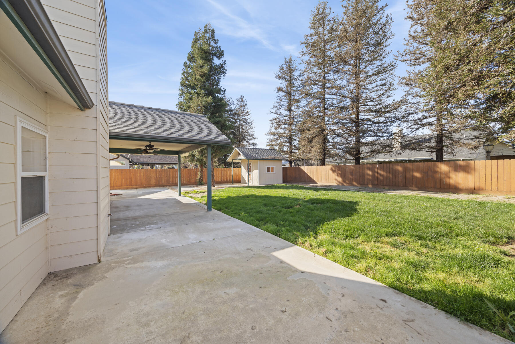 467 Atwood Ave, Exeter, CA 93221