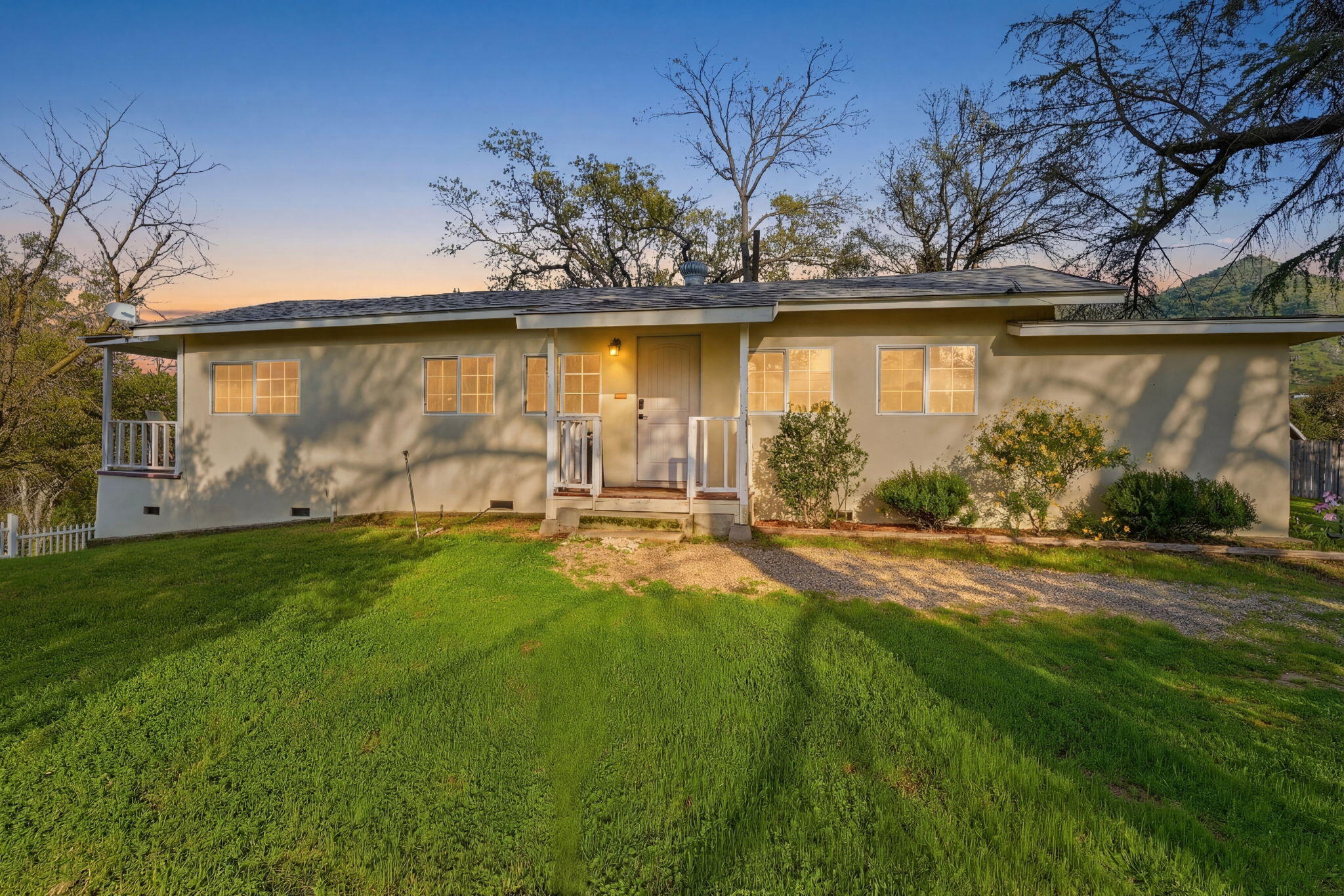 40709 Old Three Rivers Rd, Three Rivers, CA 93271