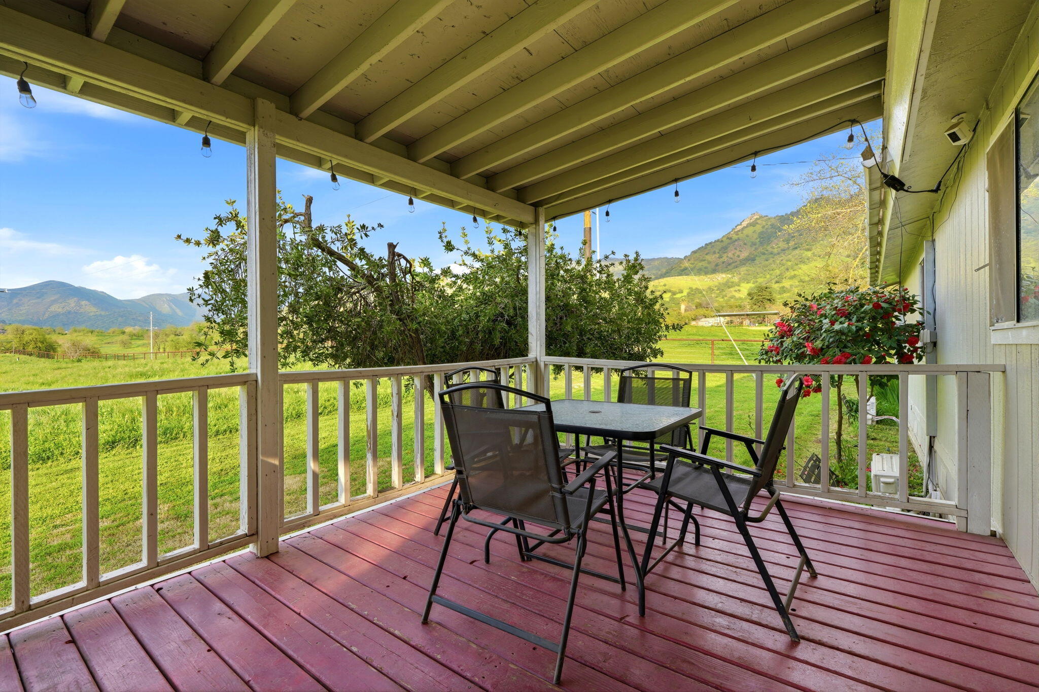 40709 Old Three Rivers Rd, Three Rivers, CA 93271