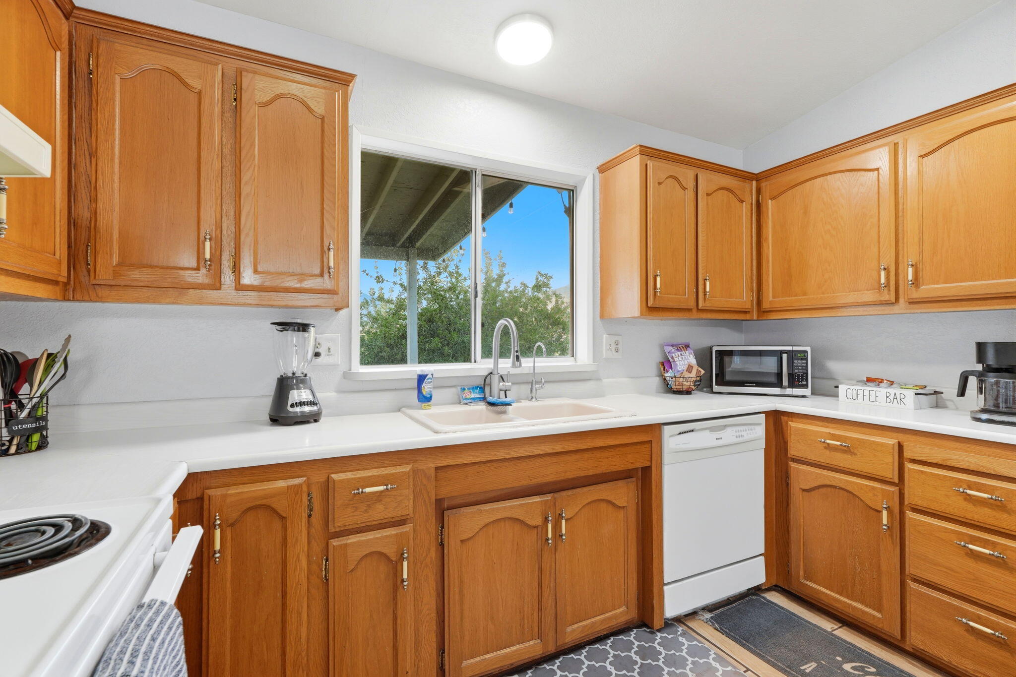 40709 Old Three Rivers Rd, Three Rivers, CA 93271