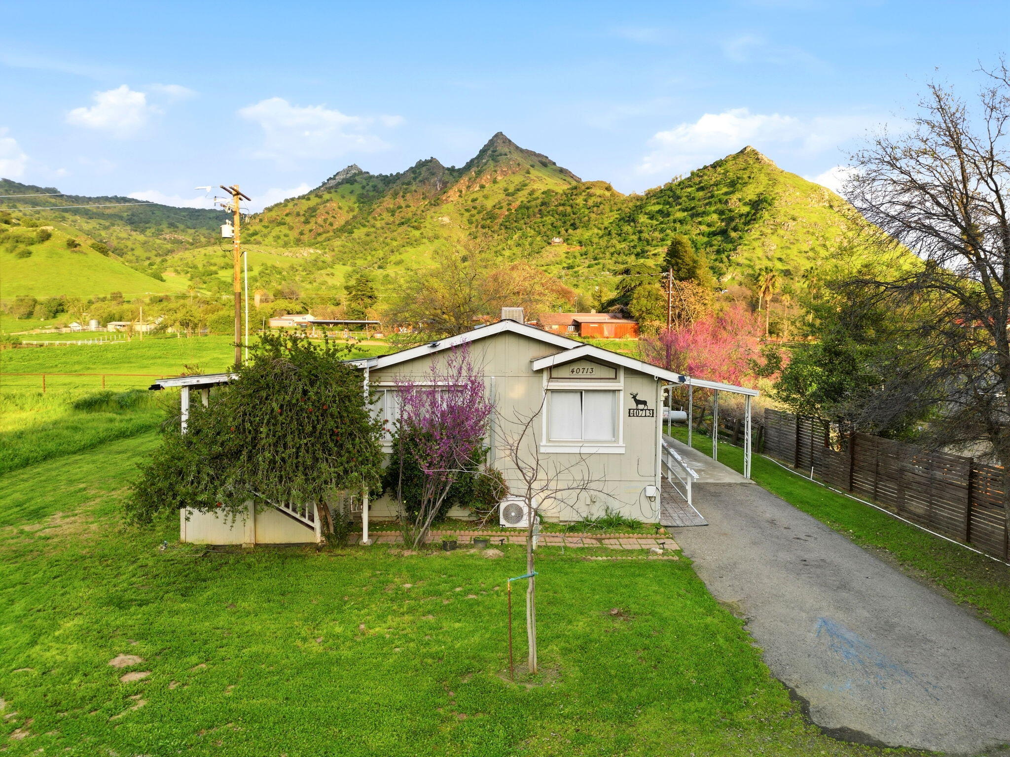 40709 Old Three Rivers Rd, Three Rivers, CA 93271