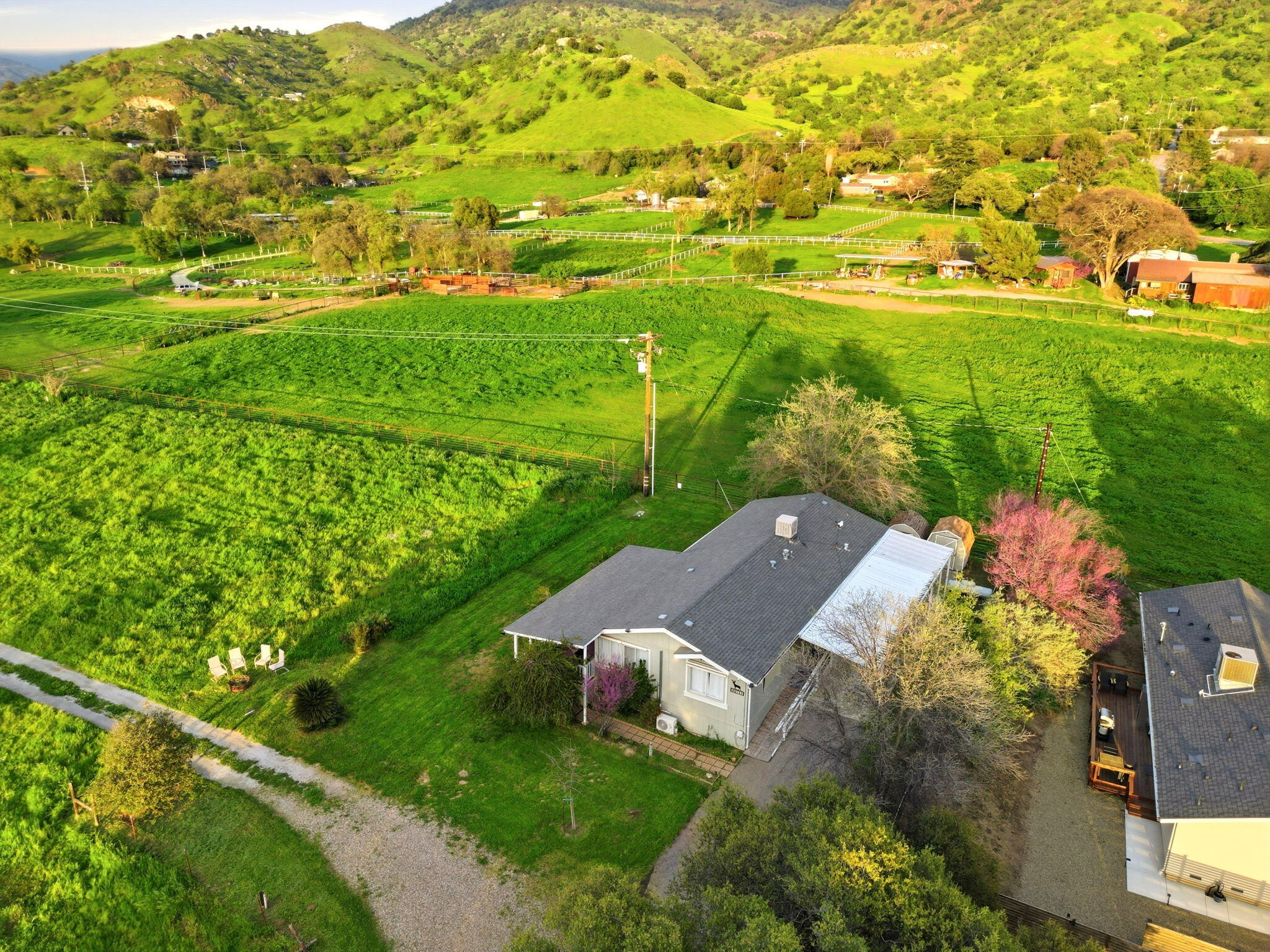 40709 Old Three Rivers Rd, Three Rivers, CA 93271