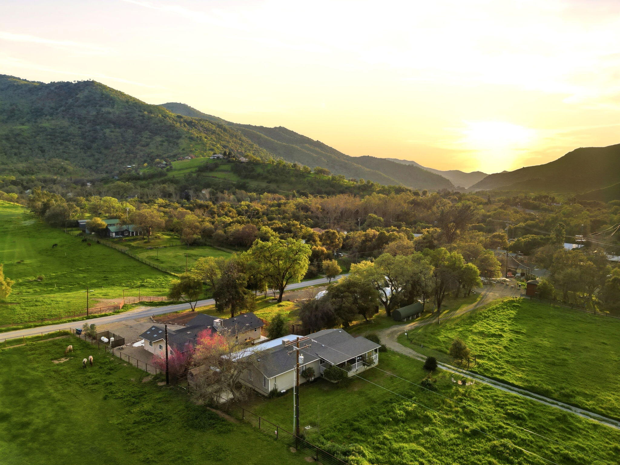 40709 Old Three Rivers Rd, Three Rivers, CA 93271