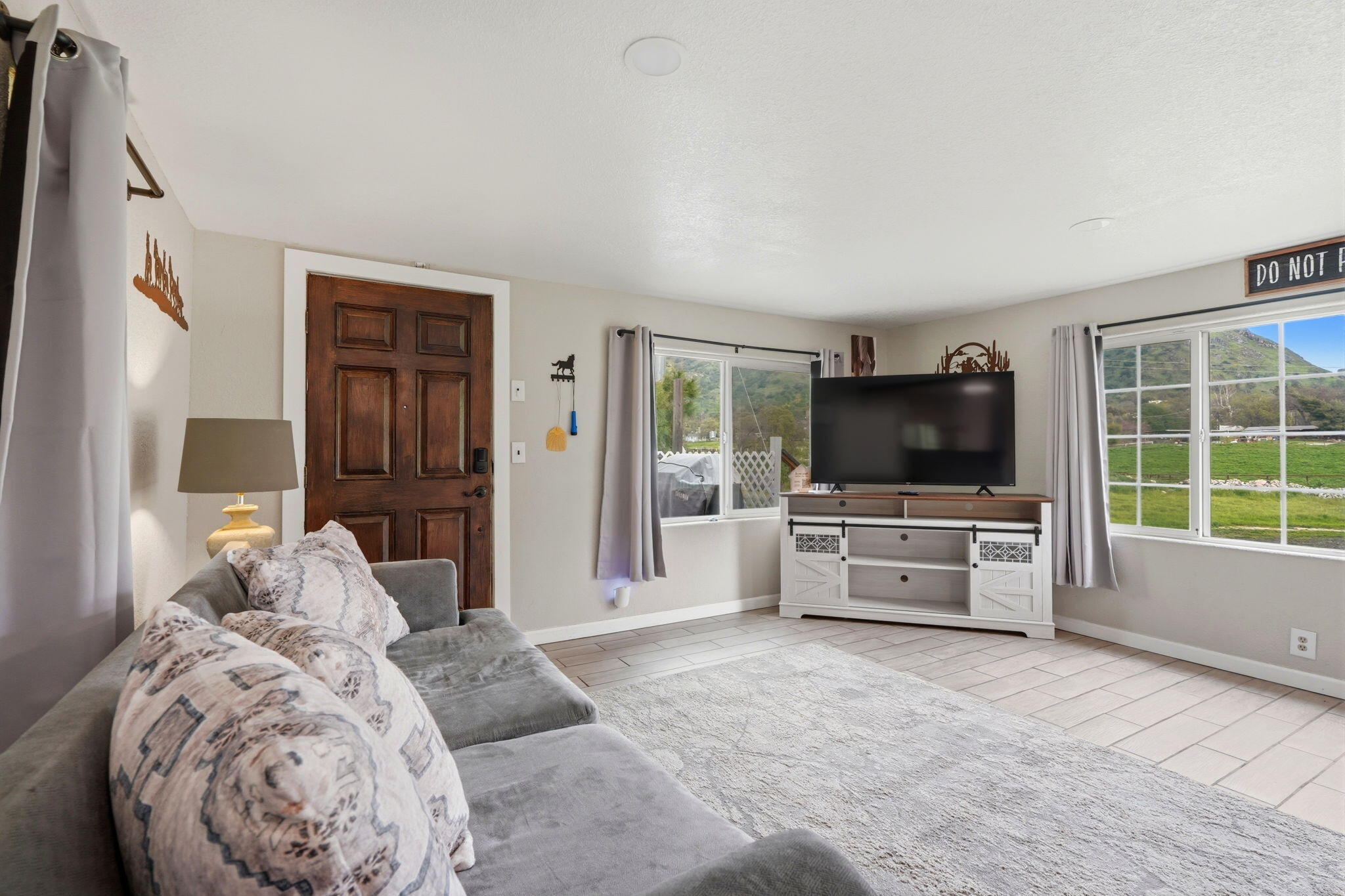 40709 Old Three Rivers Rd, Three Rivers, CA 93271