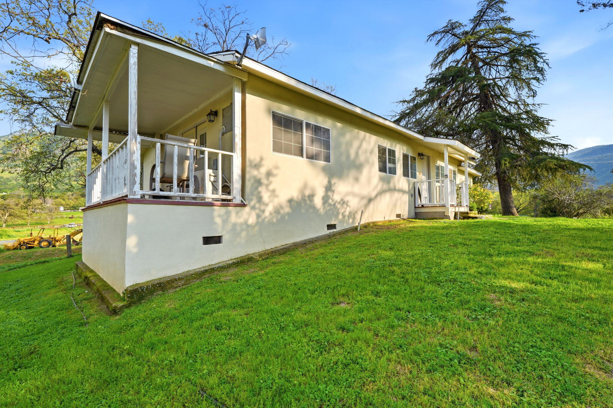 40709 Old Three Rivers Rd, Three Rivers, CA 93271